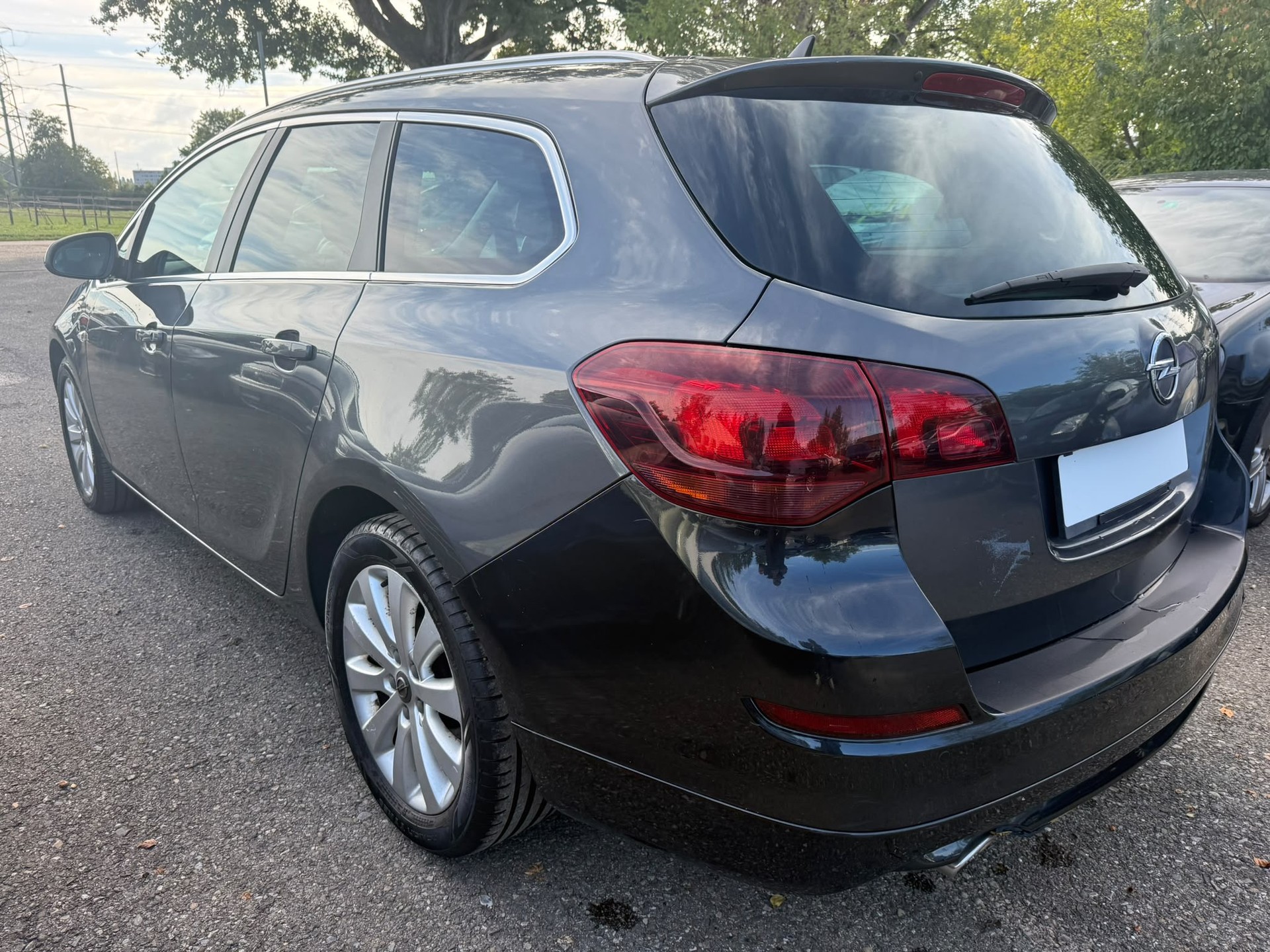 OPEL Astra SportsTourer 2.0 CDTi Sport Automatic-image-3