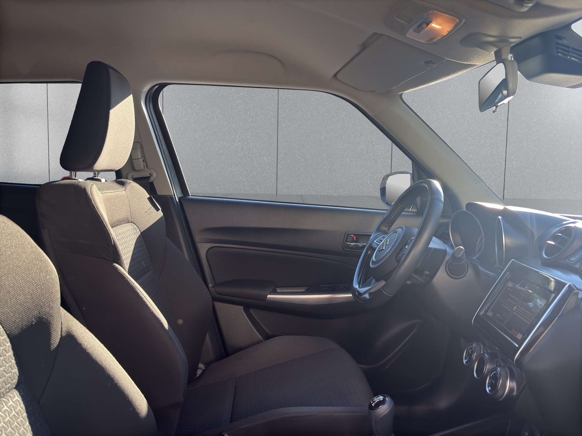 SUZUKI Swift 1.2 Compact Top 4x4 Hybrid-image-7