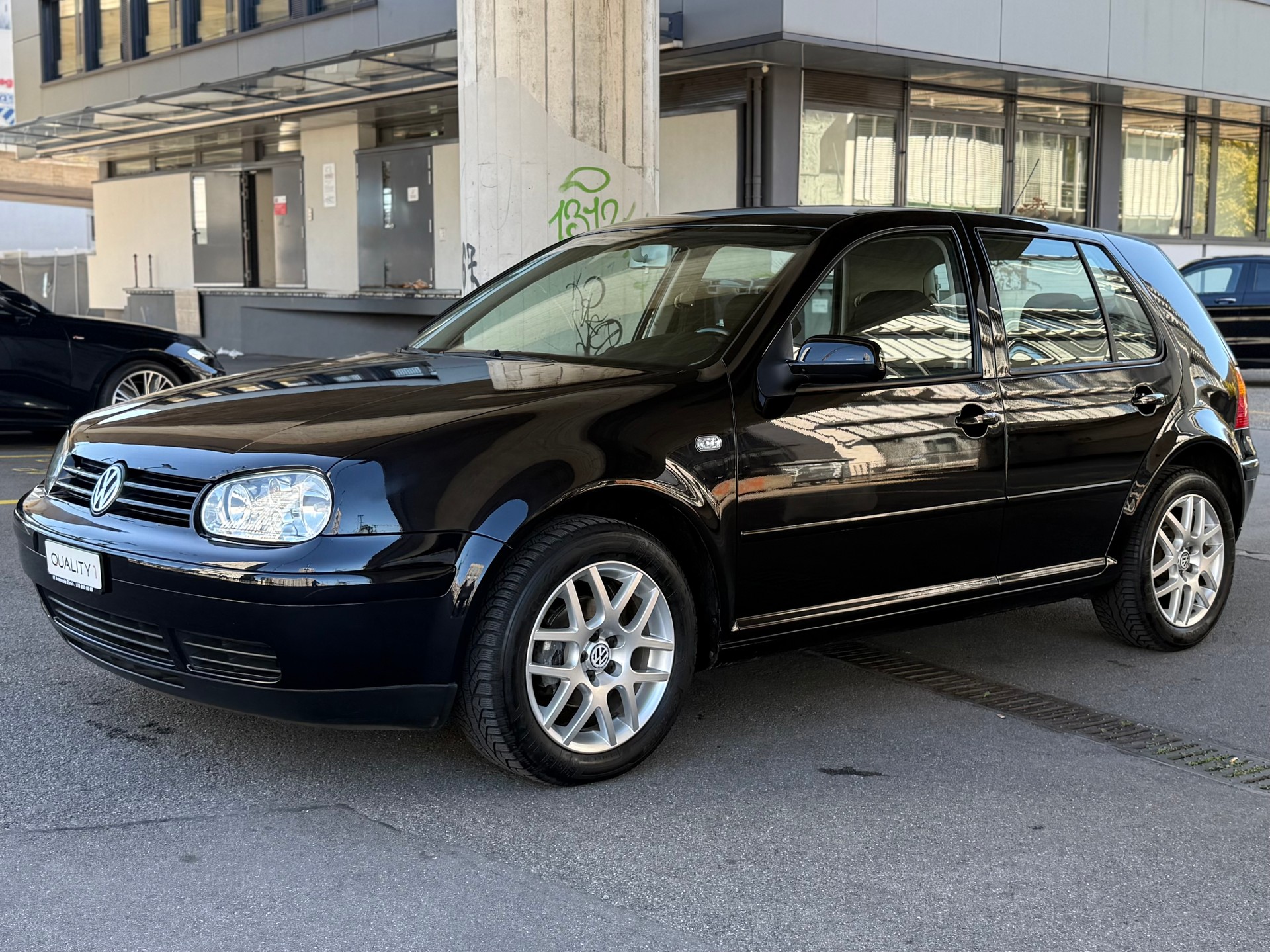 VW Golf 1.6 16V Pacific-image-2
