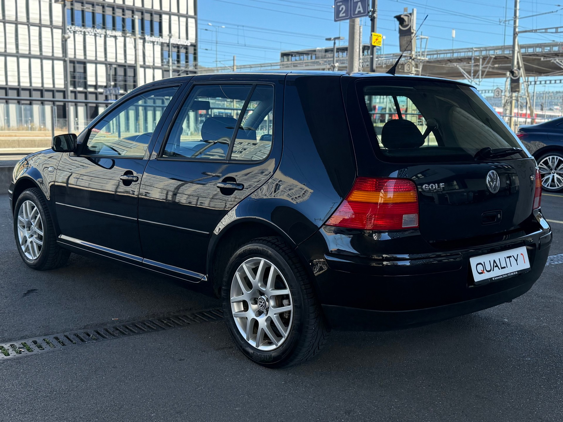 VW Golf 1.6 16V Pacific-image-7