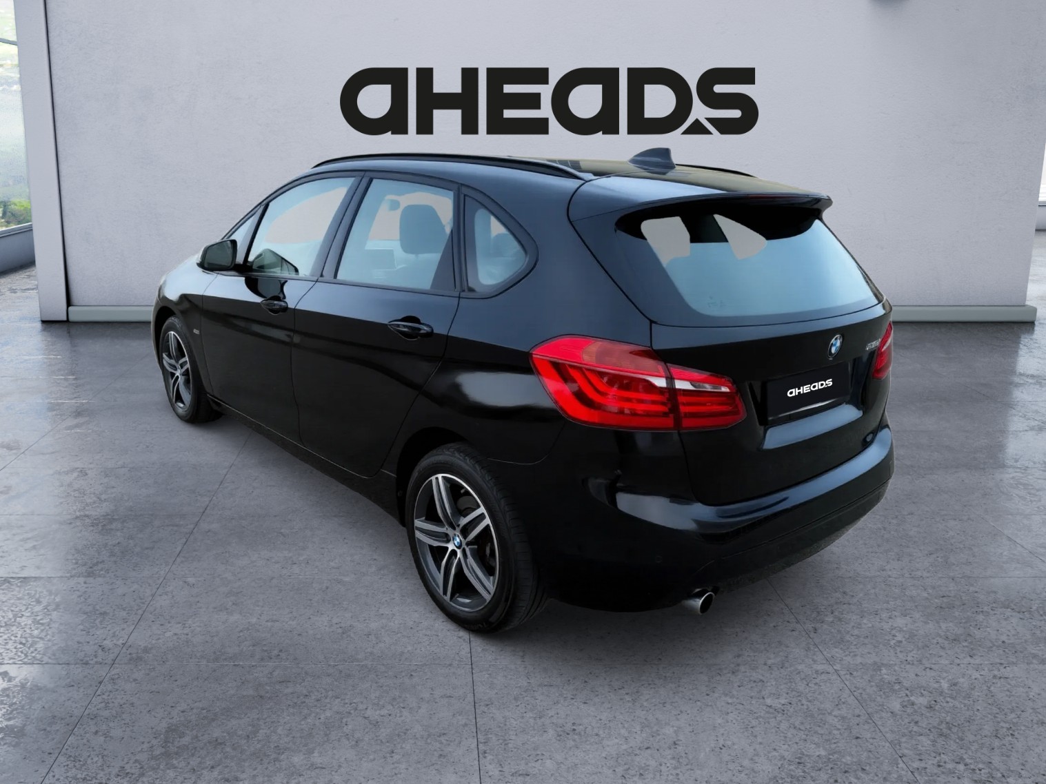 BMW 218d Active Tourer Sport Line Steptronic-image-5