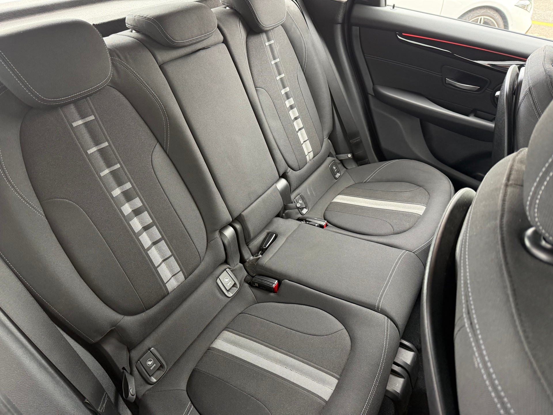 BMW 218d Active Tourer Sport Line Steptronic-image-12