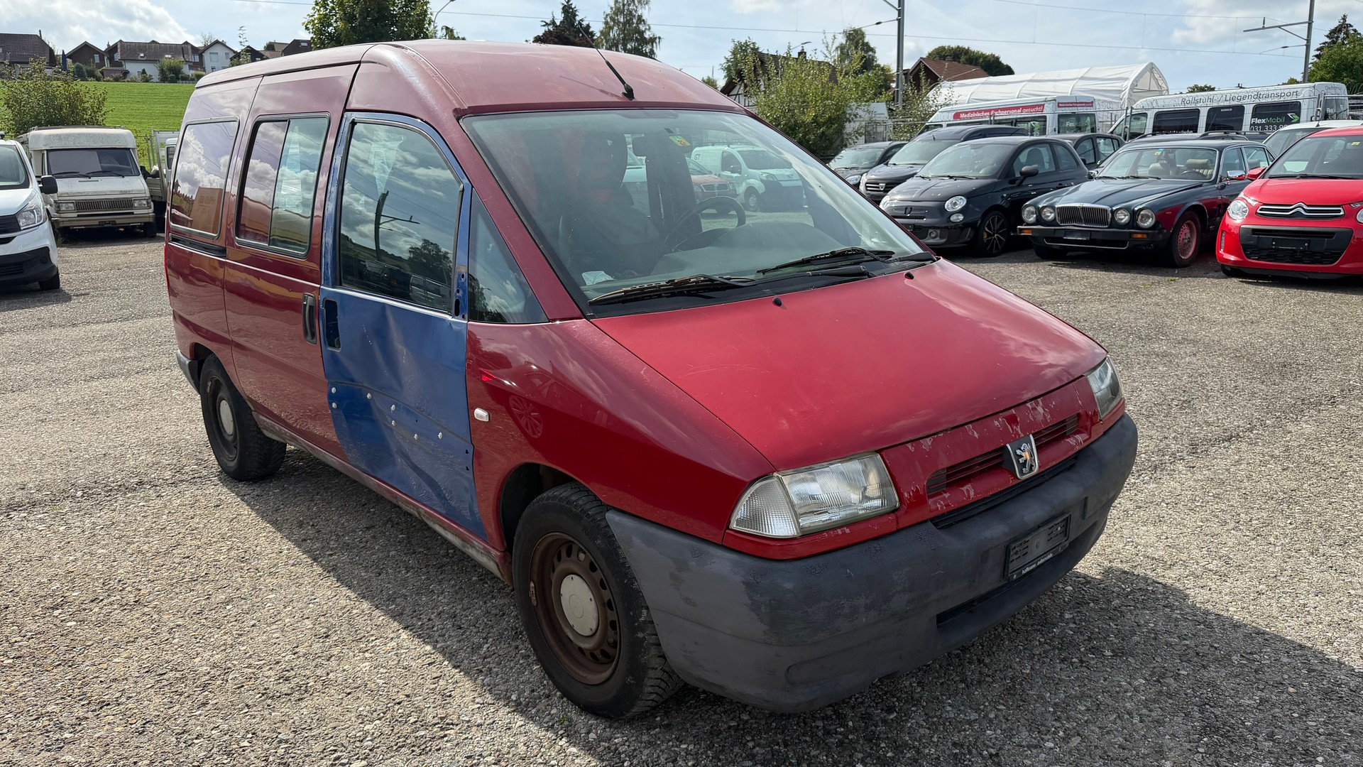 PEUGEOT Expert 2.0 220 C-image-1