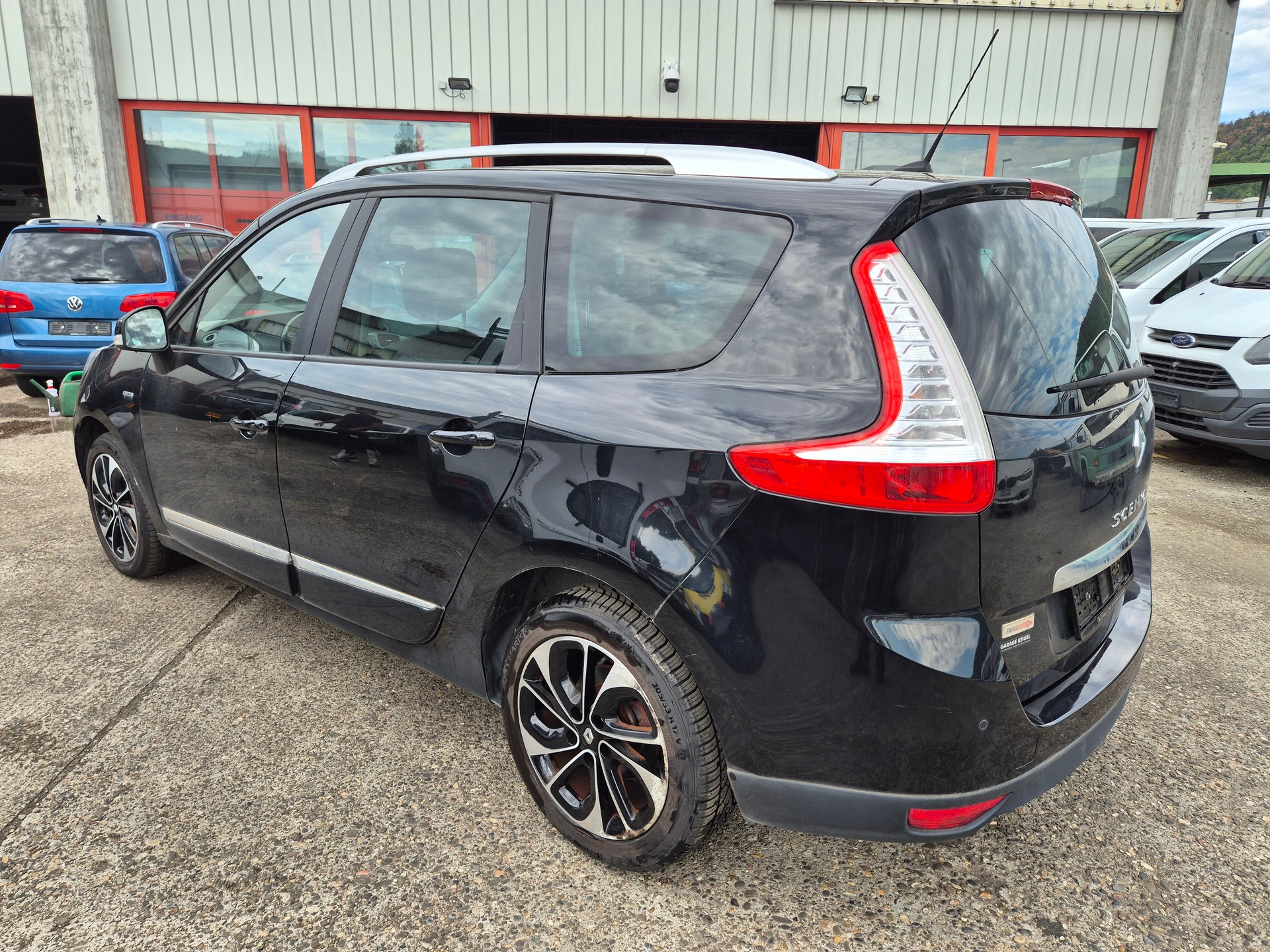 RENAULT Grand Scénic 1.2 16V Turbo Swiss Edition-image-3