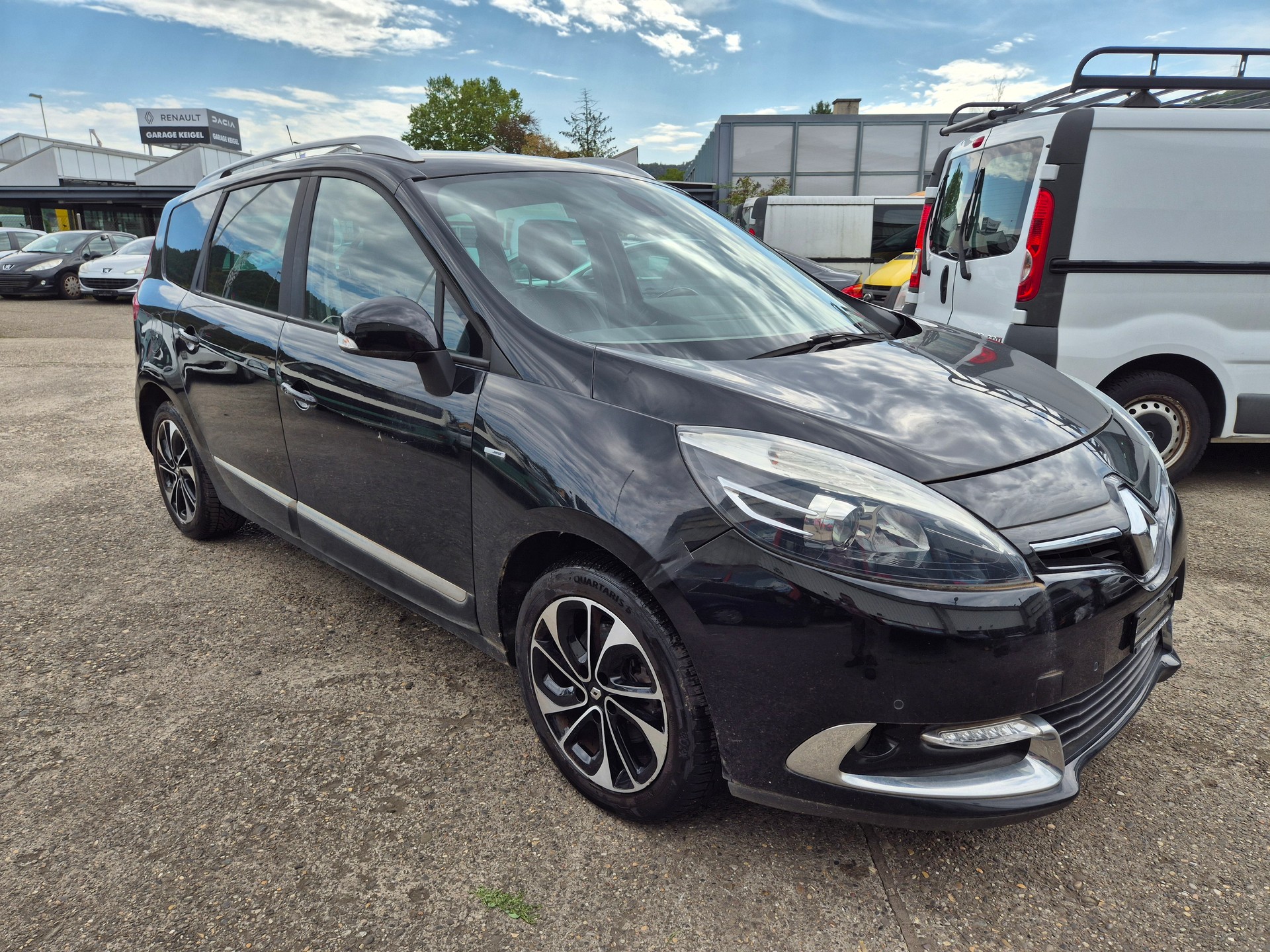RENAULT Grand Scénic 1.2 16V Turbo Swiss Edition-image-2