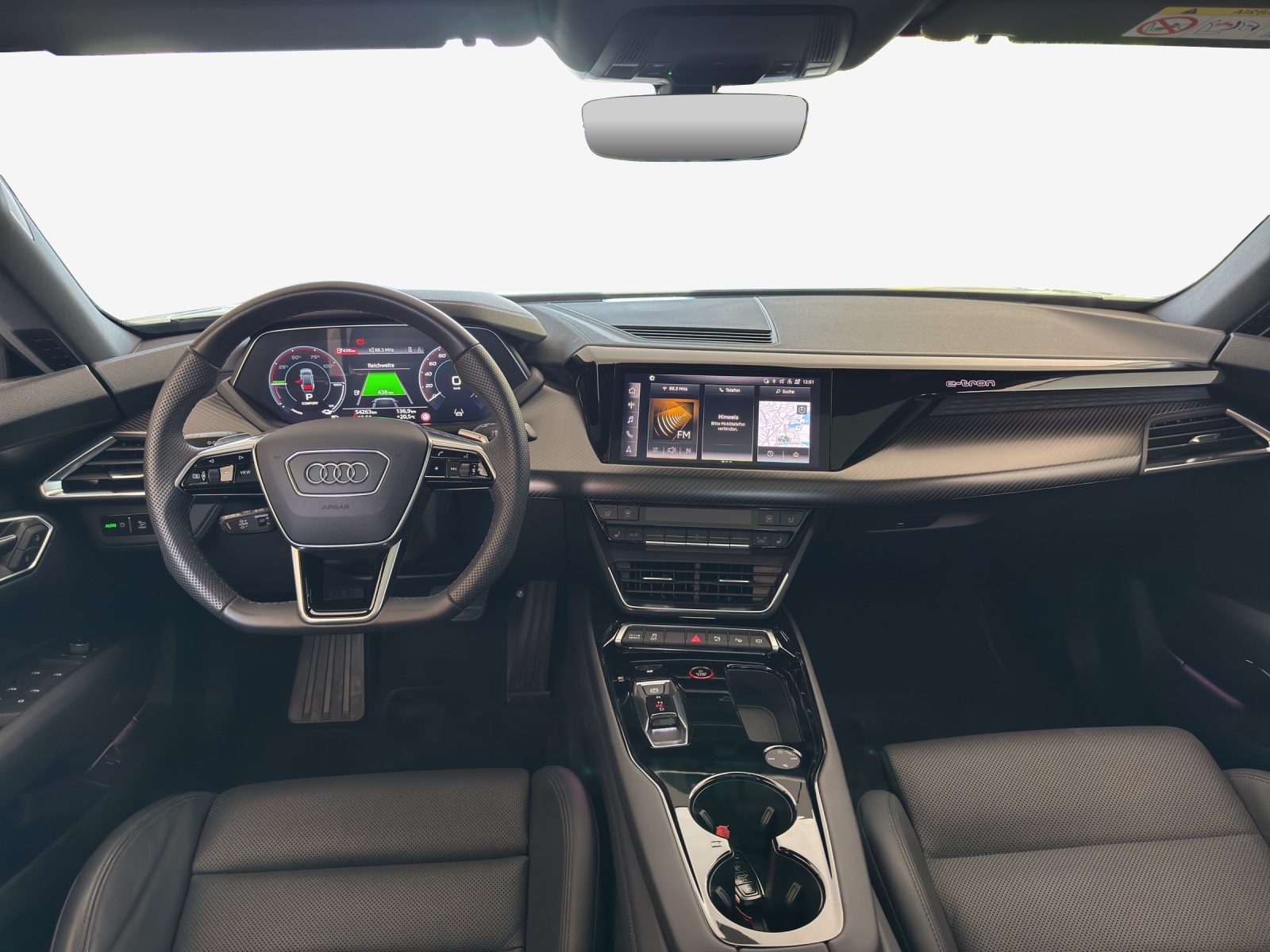 AUDI e-tron GT quattro-image-9