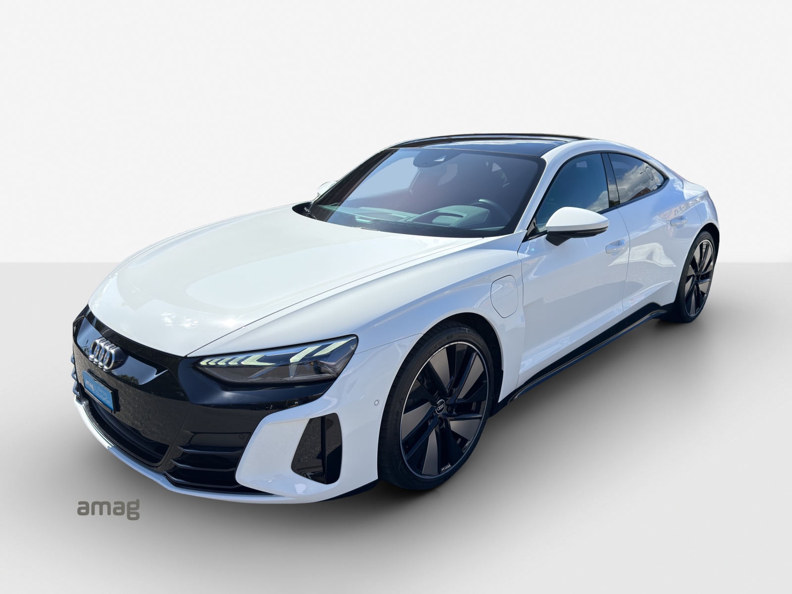 AUDI e-tron GT quattro-image-0