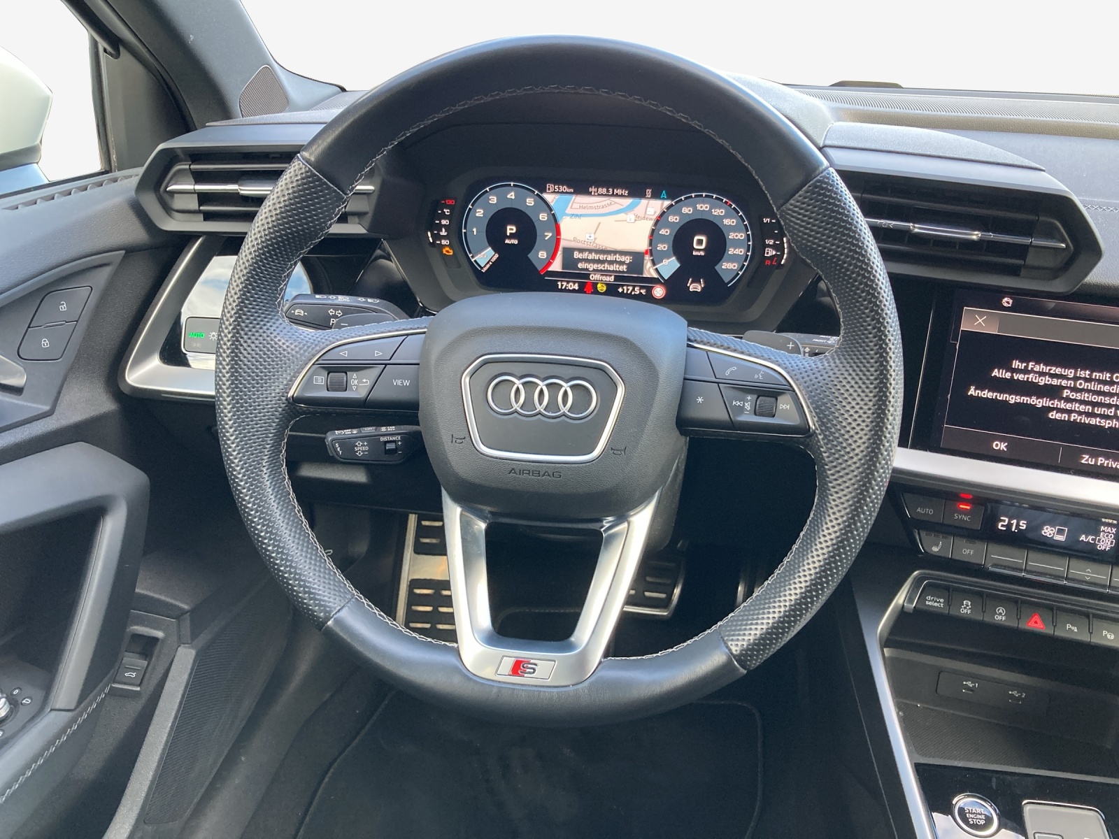AUDI A3 Sportback 35 TFSI Attraction S-tronic-image-9