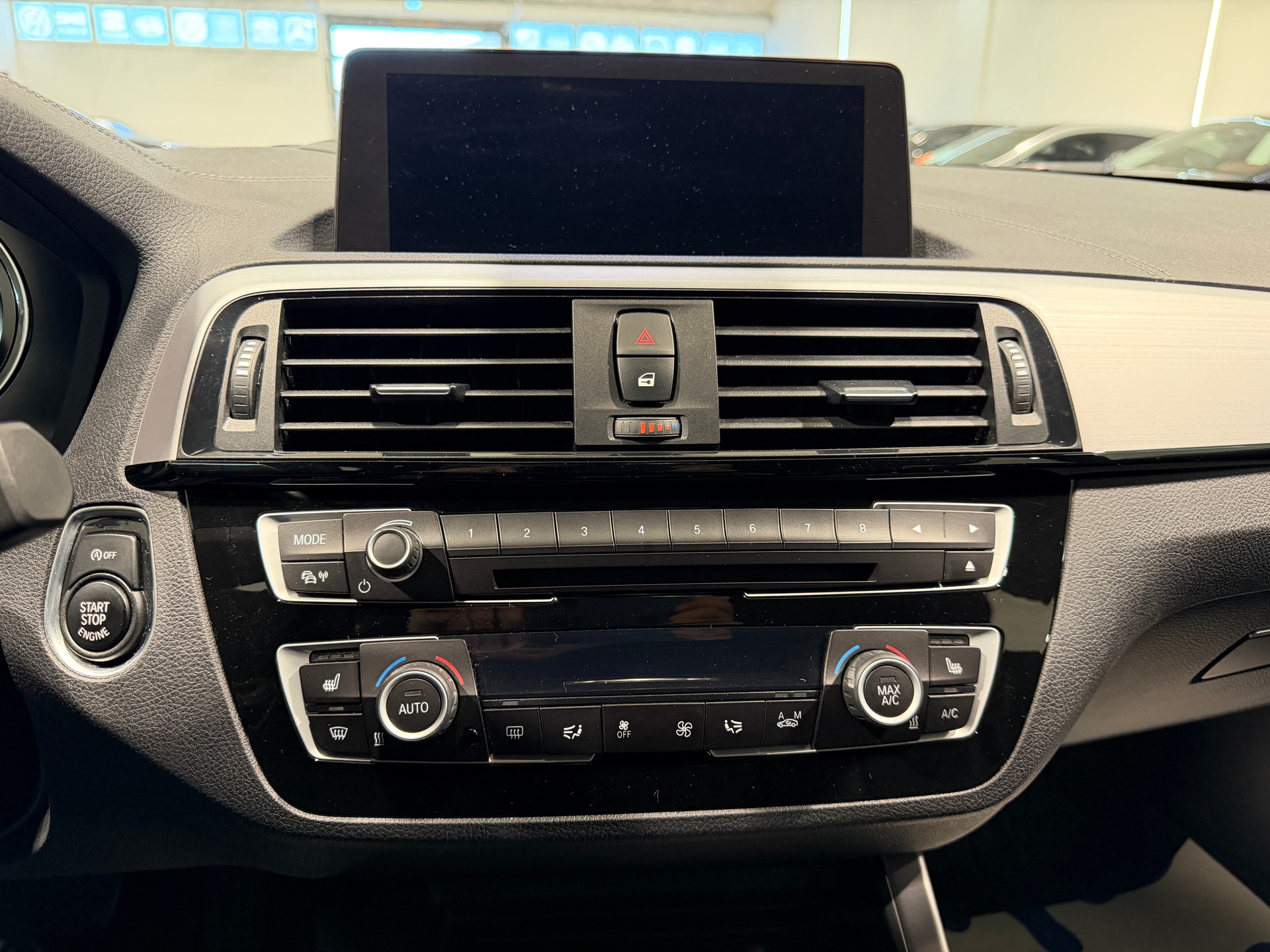 BMW 118i Edition Sport Line Steptronic-image-20