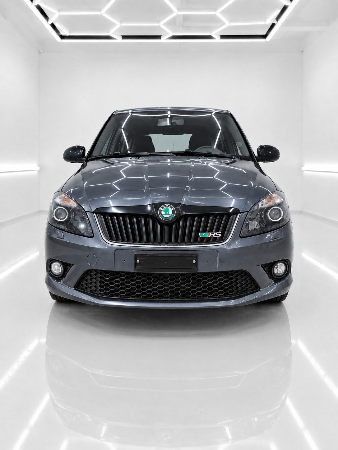 SKODA Fabia 1.4 TSI RS DSG-image-1