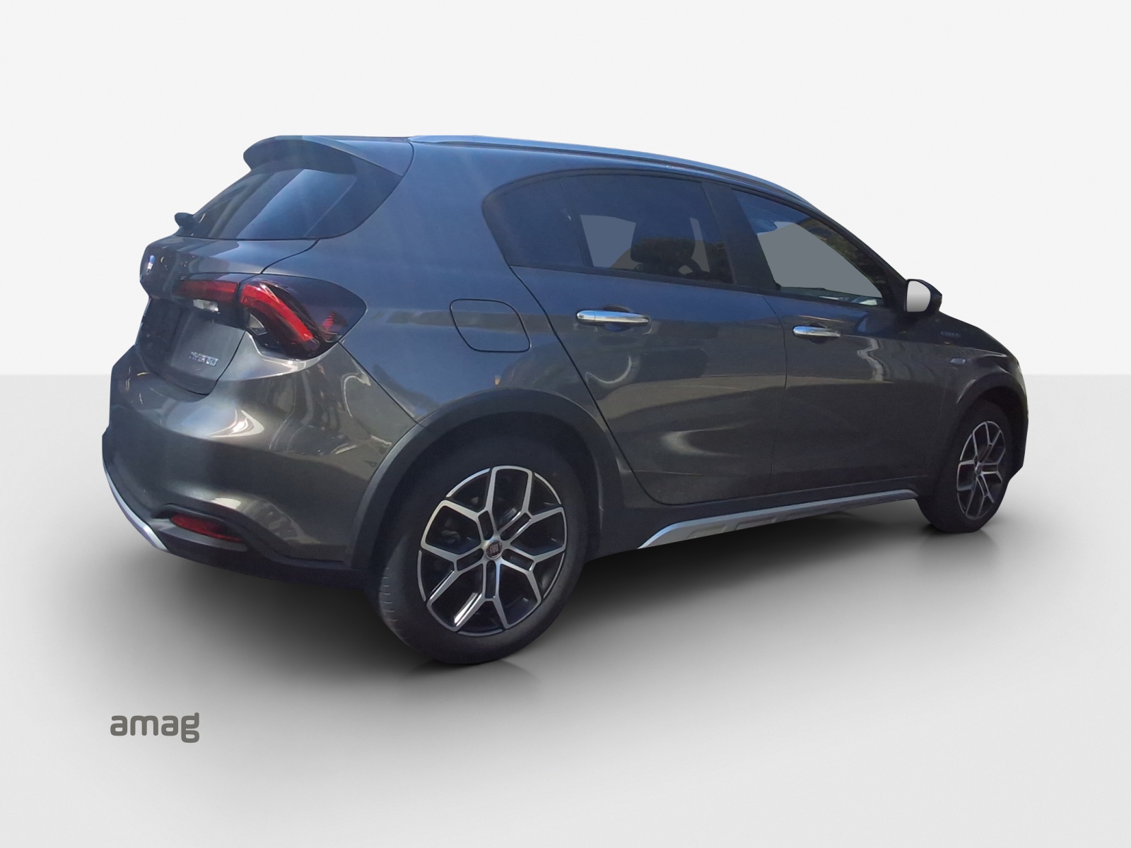 FIAT Tipo Hybrid 1.5 Cross-image-4