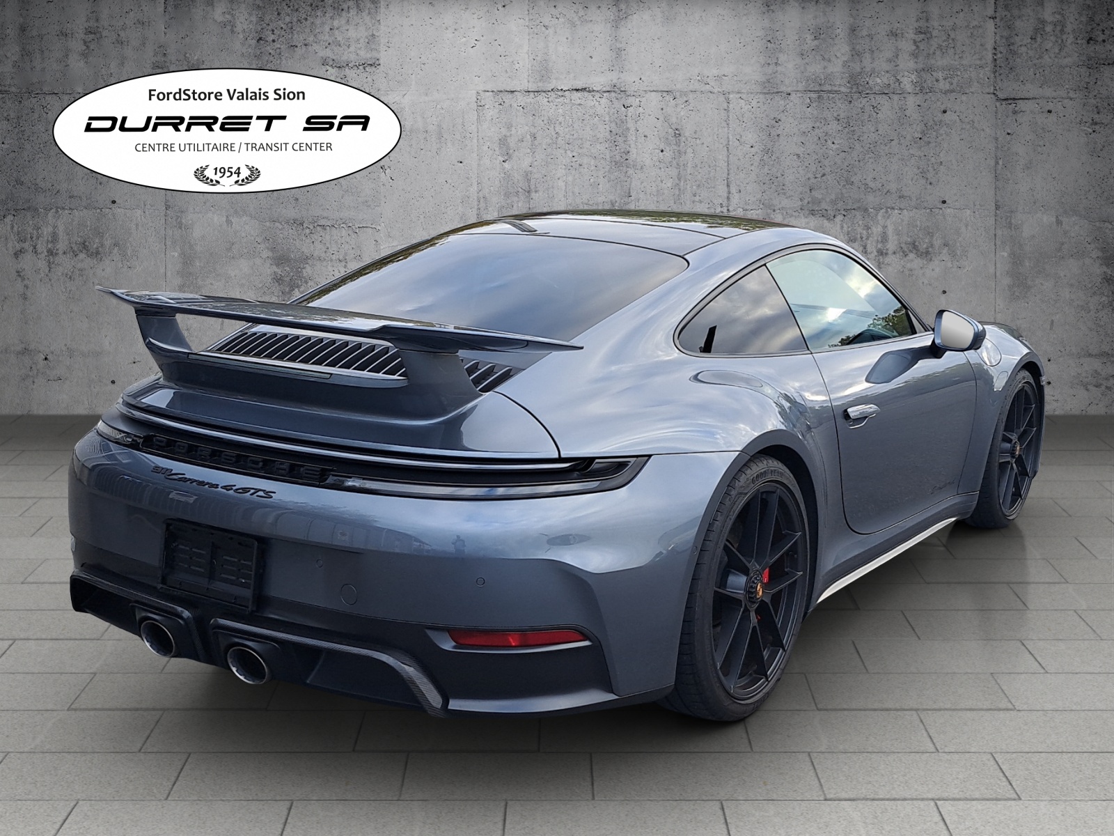 PORSCHE 911 Carrera 4 GTS T-Hybrid PDK-image-3