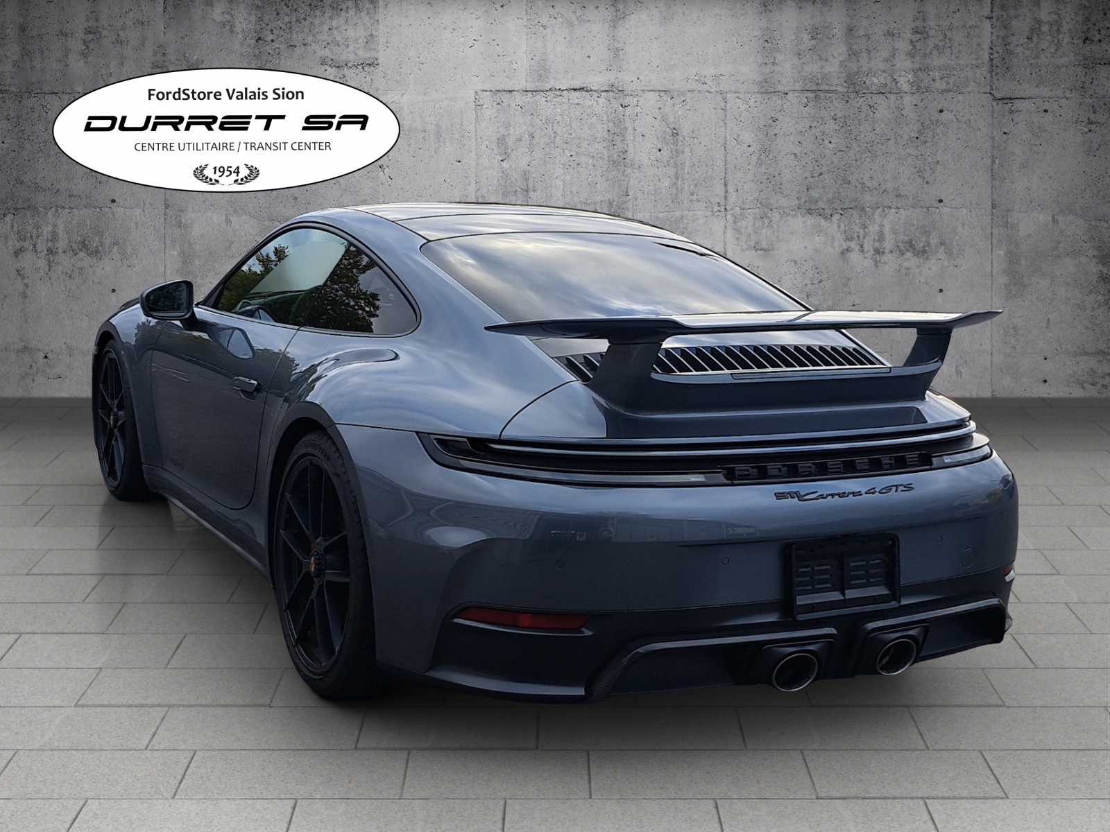 PORSCHE 911 Carrera 4 GTS T-Hybrid PDK-image-1