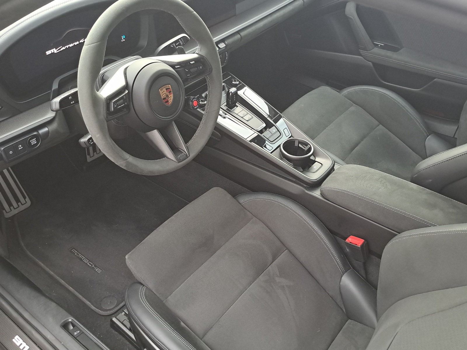 PORSCHE 911 Carrera 4 GTS T-Hybrid PDK-image-5