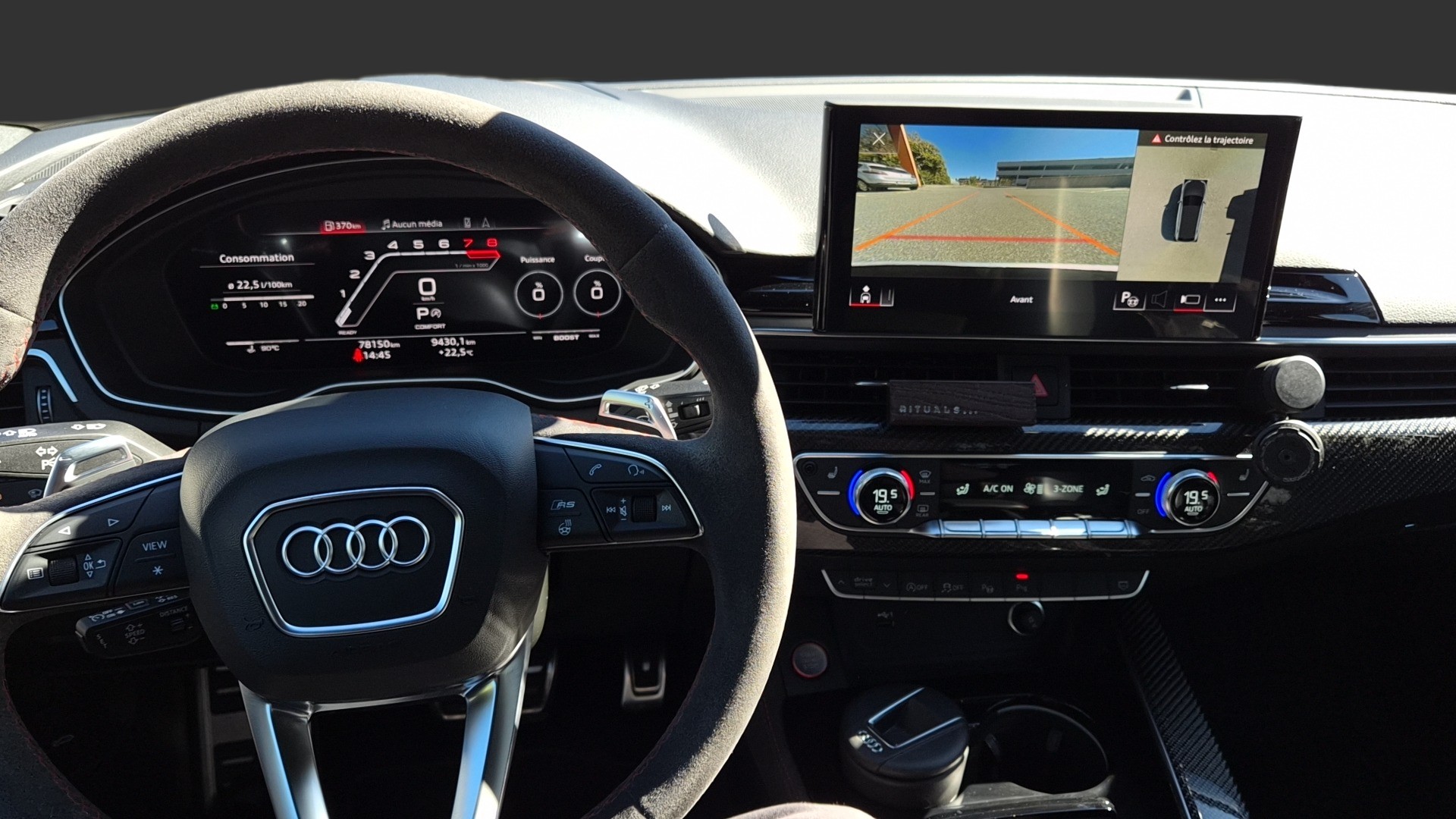 AUDI RS4 Avant quattro tiptronic-image-8