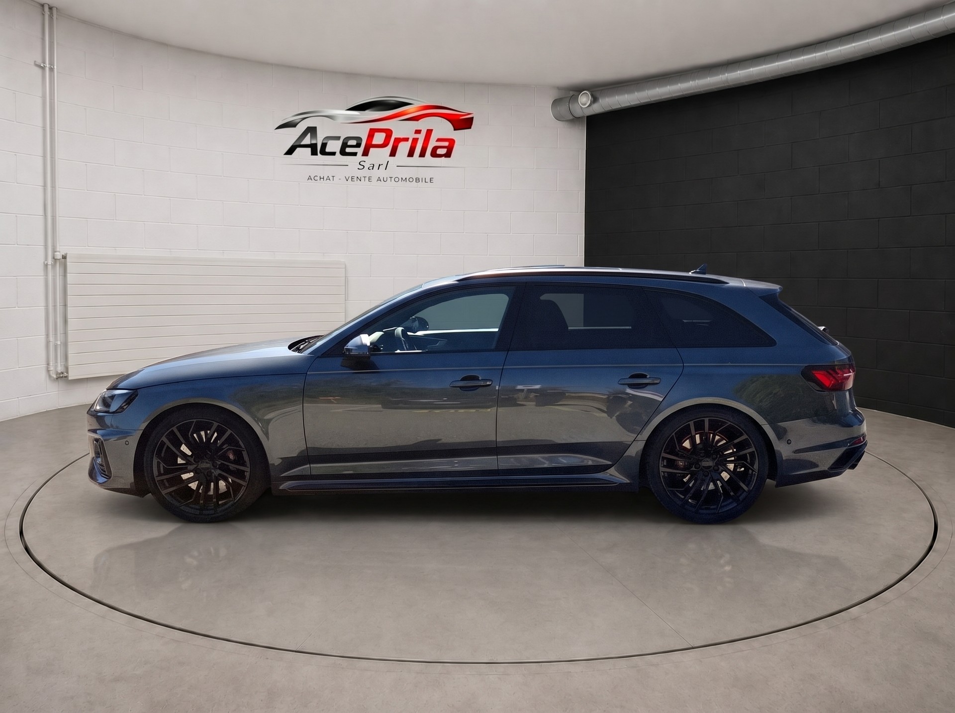 AUDI RS4 Avant quattro tiptronic-image-7