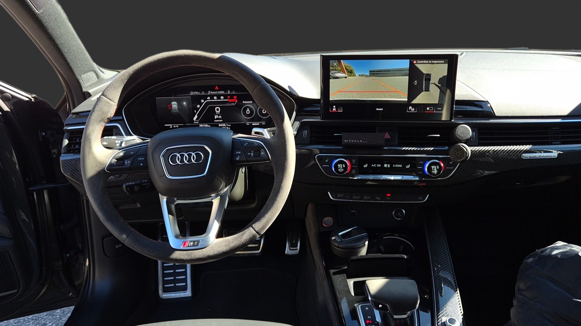 AUDI RS4 Avant quattro tiptronic-image-9
