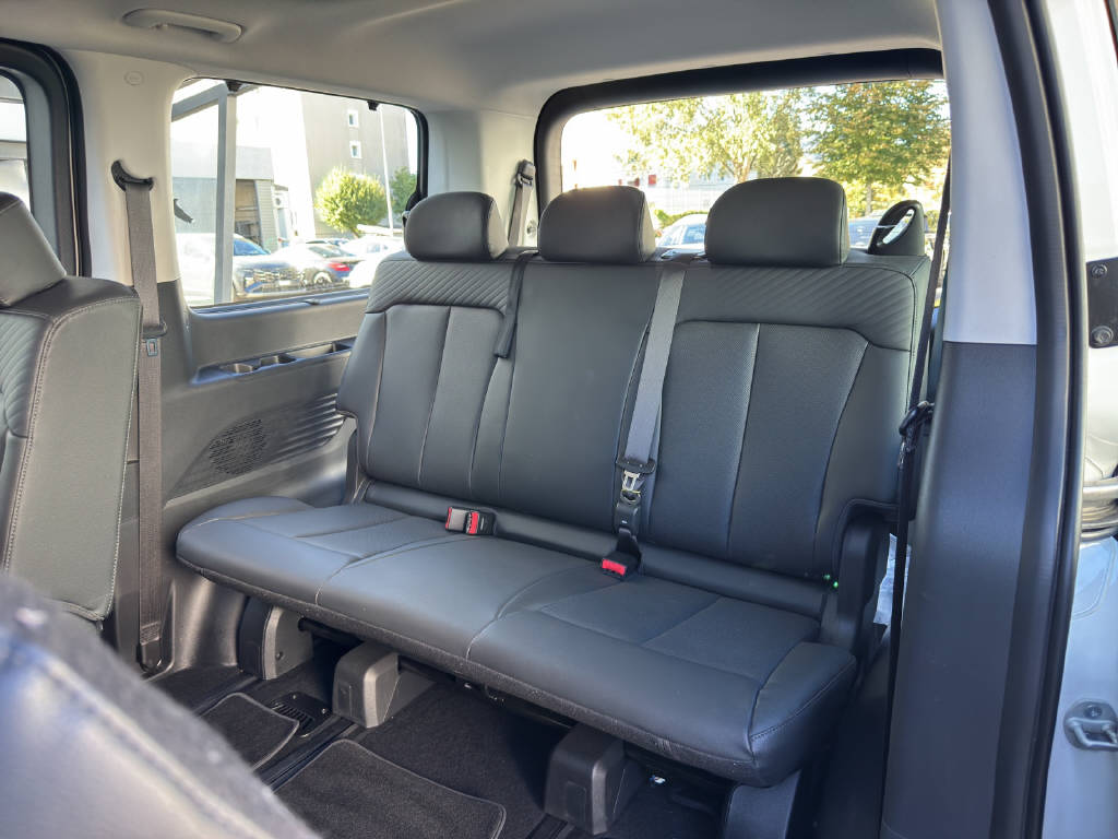 HYUNDAI Staria Wagon 1.6 GDi HEV Vertex-image-9