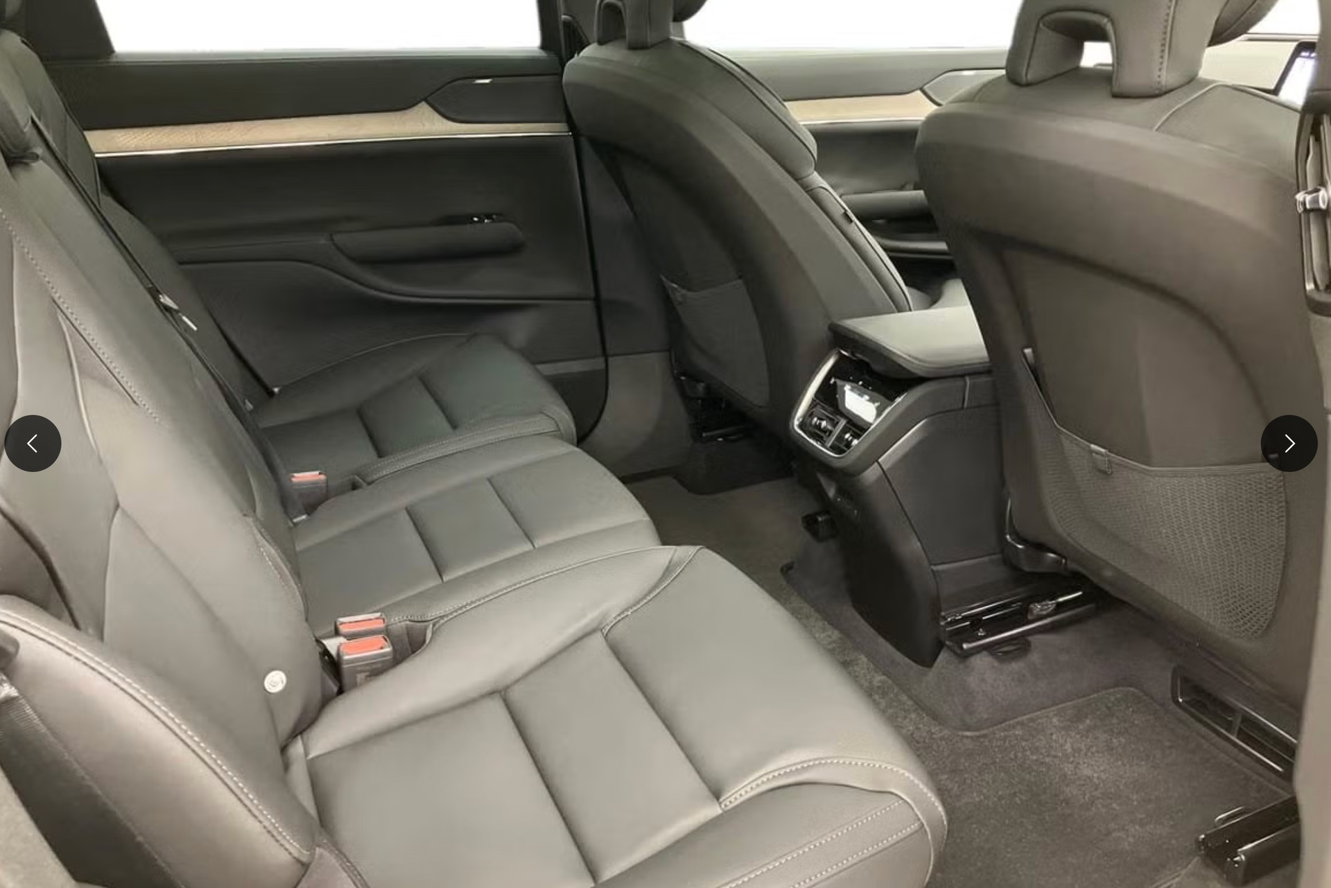 VOLVO EX90 Twin Performance 106 kWh Ultra AWD-image-4