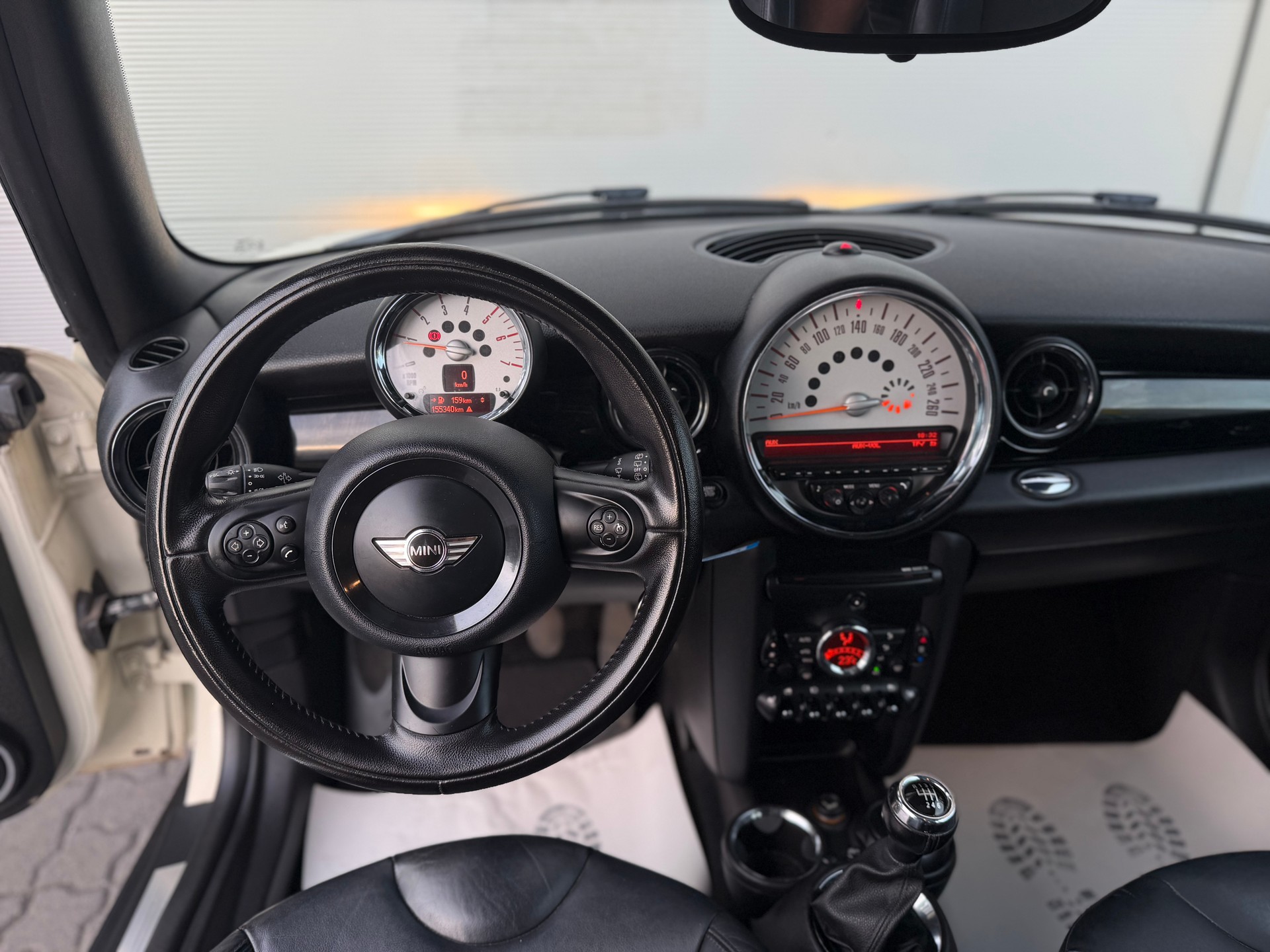 MINI Cooper D-image-9