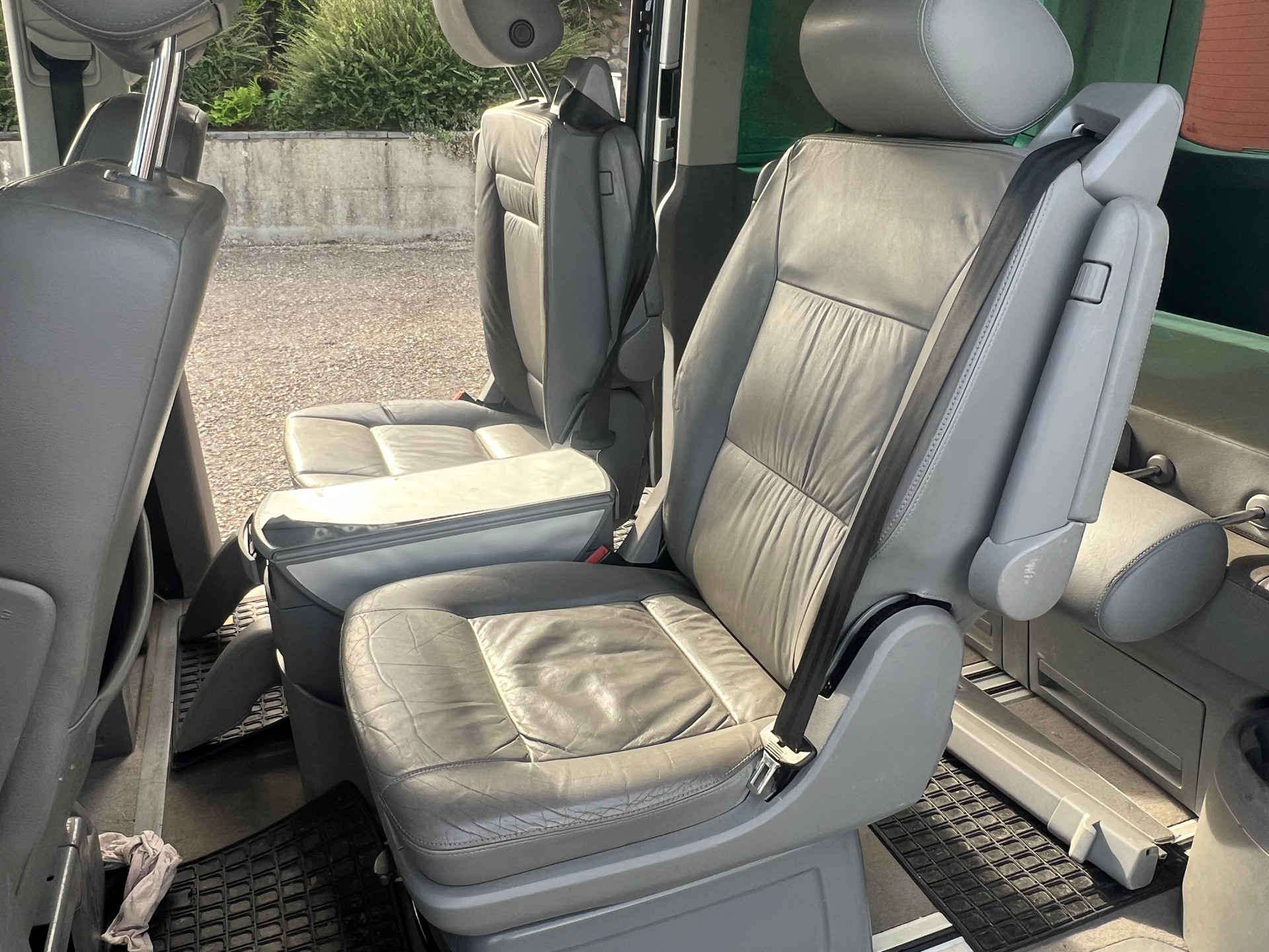 VW T5 Multivan Highline 2.5 TDI 4M-image-7