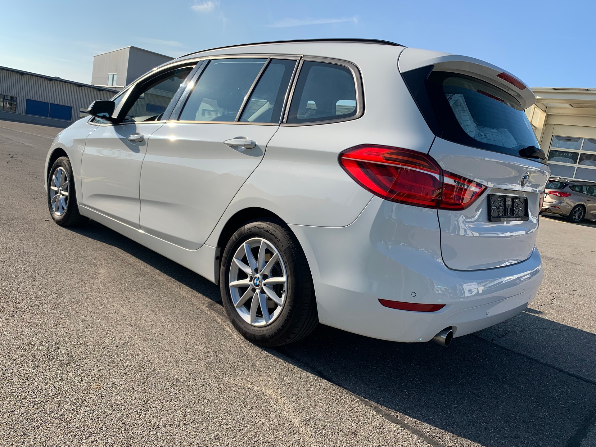 BMW 216d Gran Tourer Sport Line Steptronic-image-4