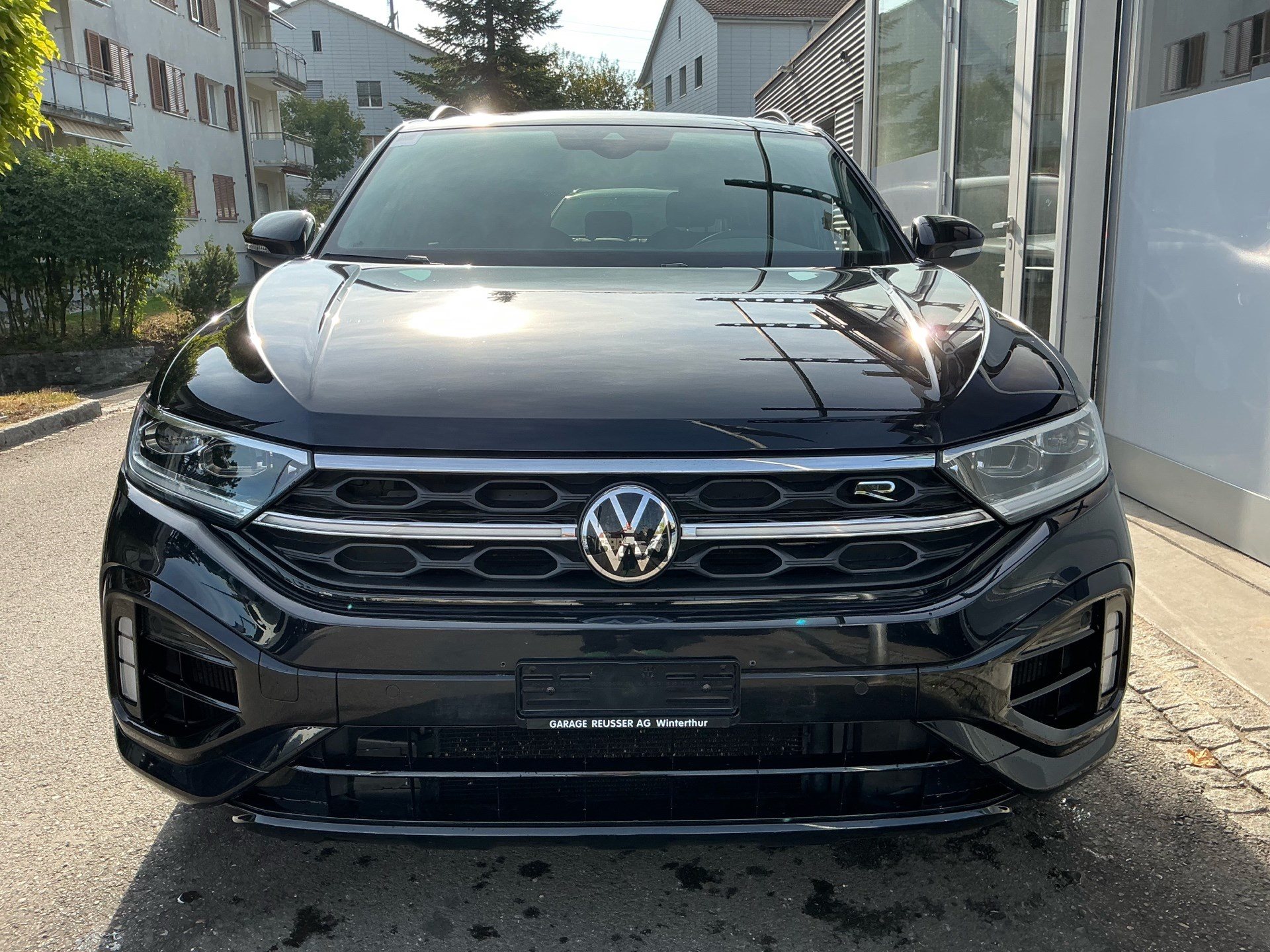 VW T-Roc R 4MOTION BLACK STYLE *** PANORAMAGLASDACH & ANHÄNGEKUPPLUNG ***-showroom-element-1