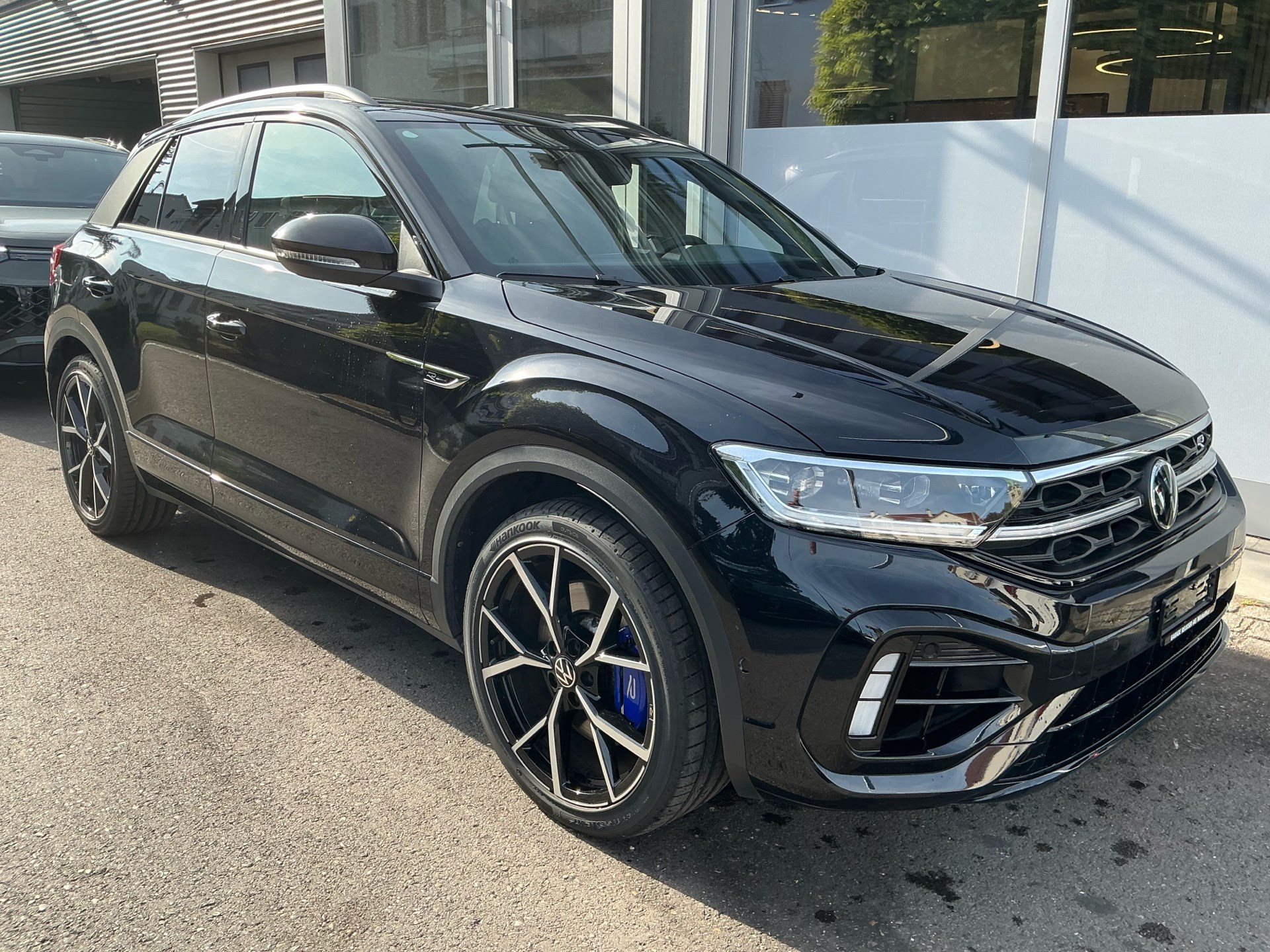 VW T-Roc R 4MOTION BLACK STYLE *** PANORAMAGLASDACH & ANHÄNGEKUPPLUNG ***-showroom-element-2