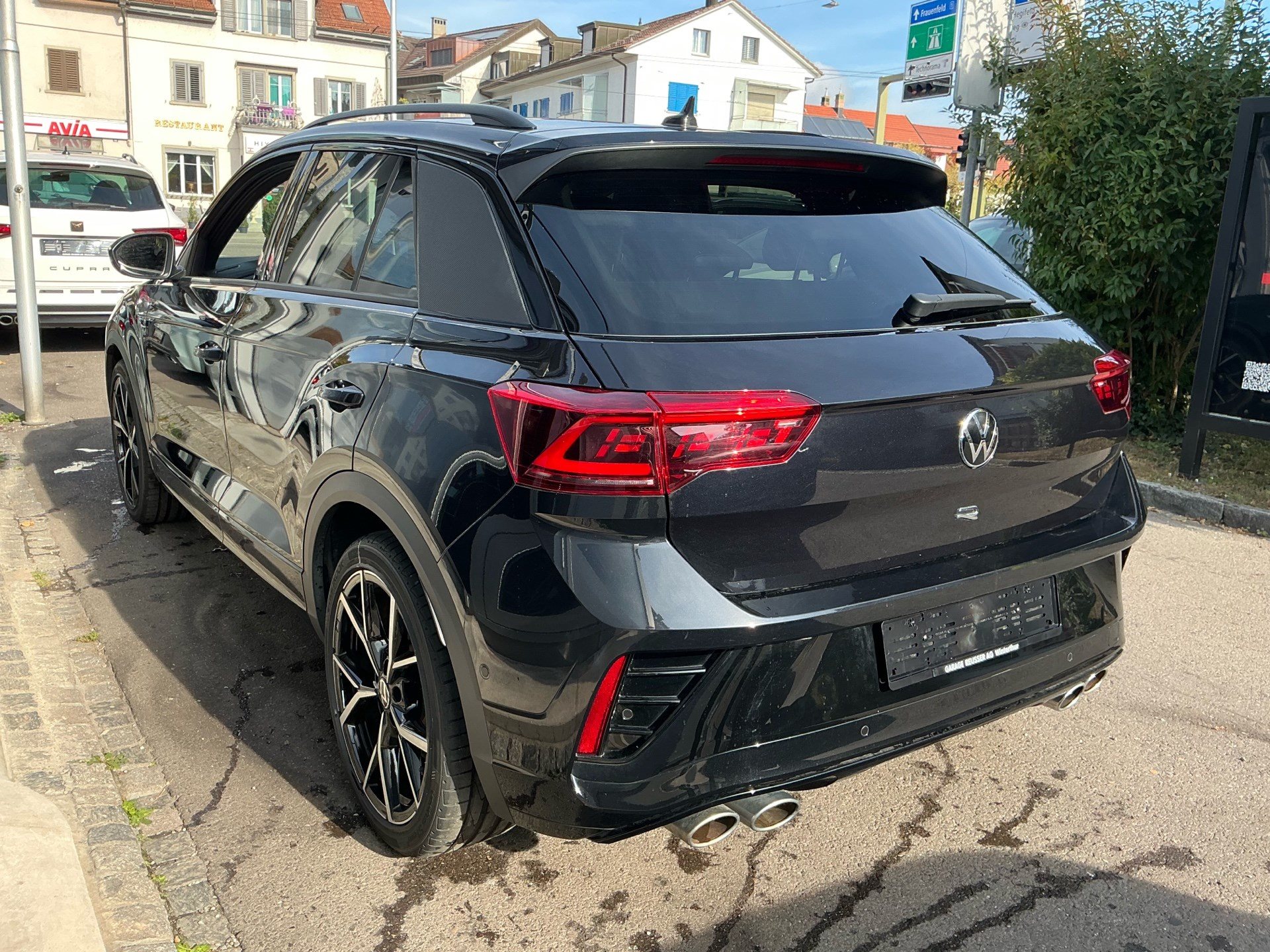 VW T-Roc R 4MOTION BLACK STYLE *** PANORAMAGLASDACH & ANHÄNGEKUPPLUNG ***-image-5
