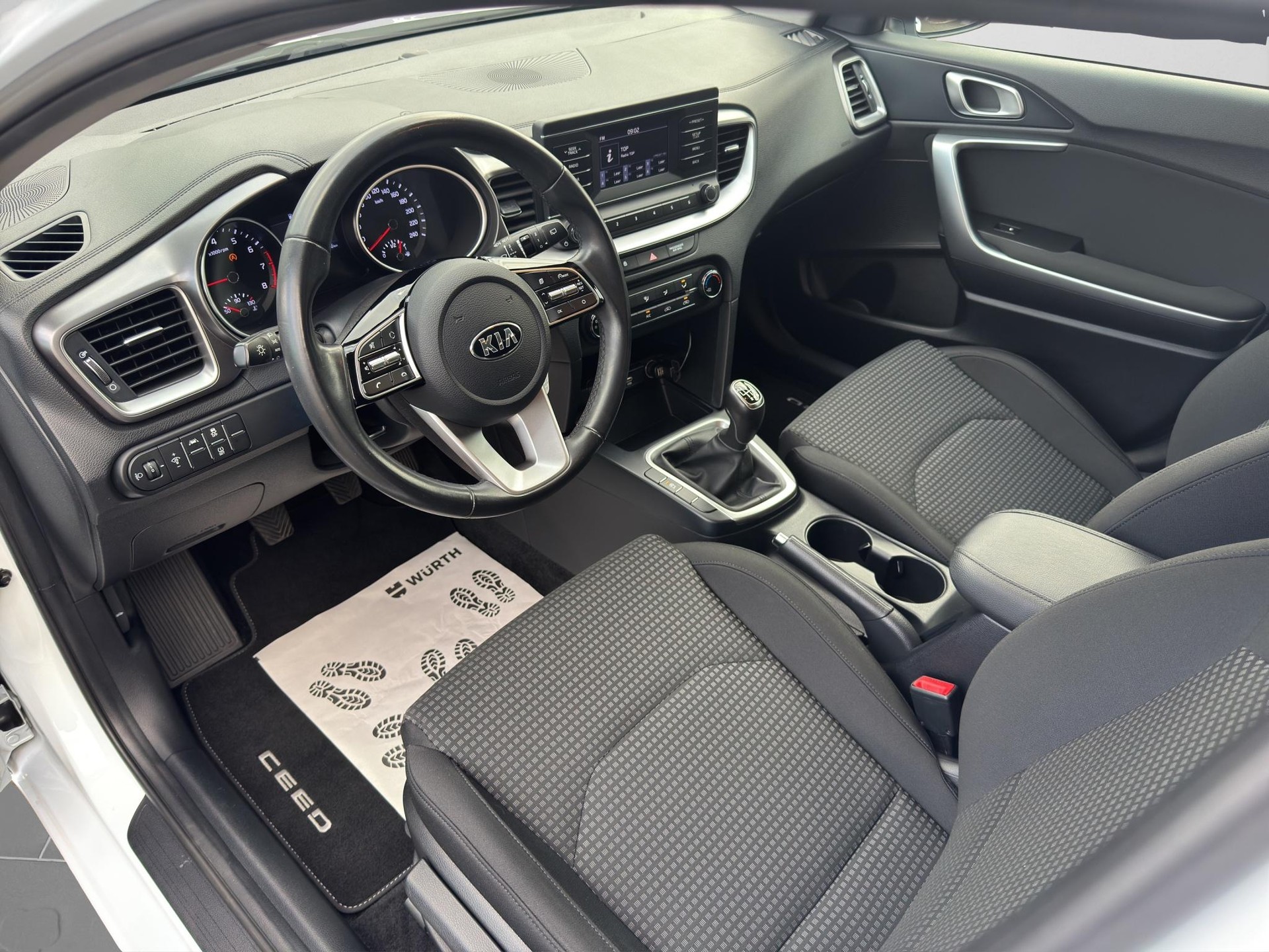 KIA Ceed 1.0 T-GDi Classic-image-4