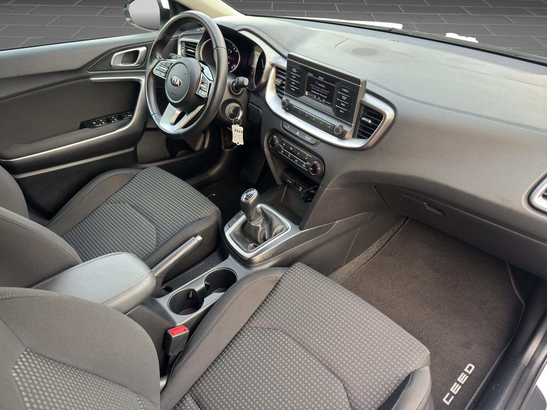 KIA Ceed 1.0 T-GDi Classic-image-8