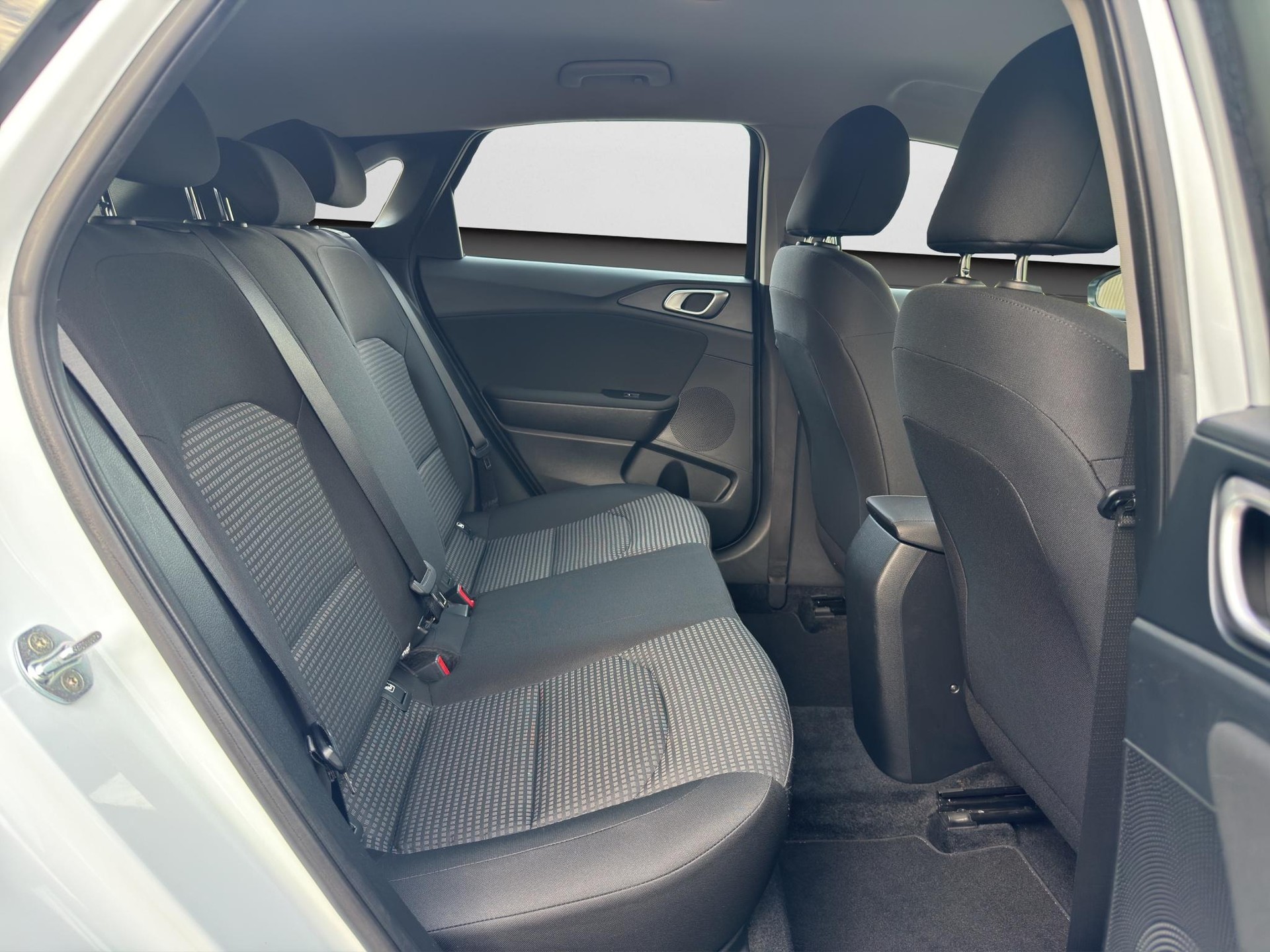 KIA Ceed 1.0 T-GDi Classic-image-16