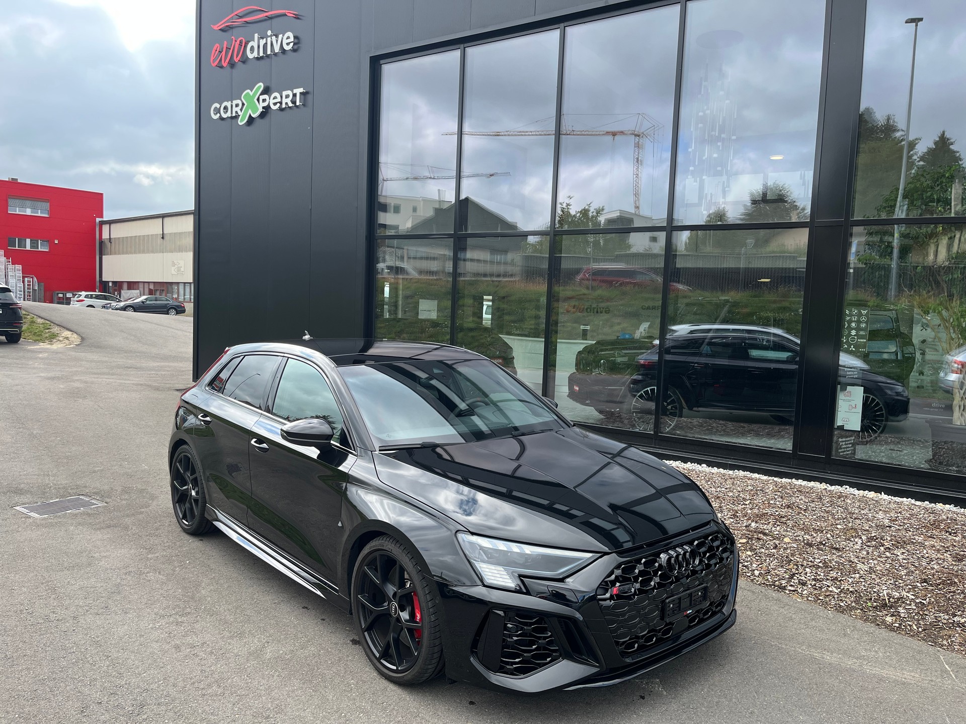 AUDI RS3 Sportback 2.5 TSI quattro S-tronic-image-0