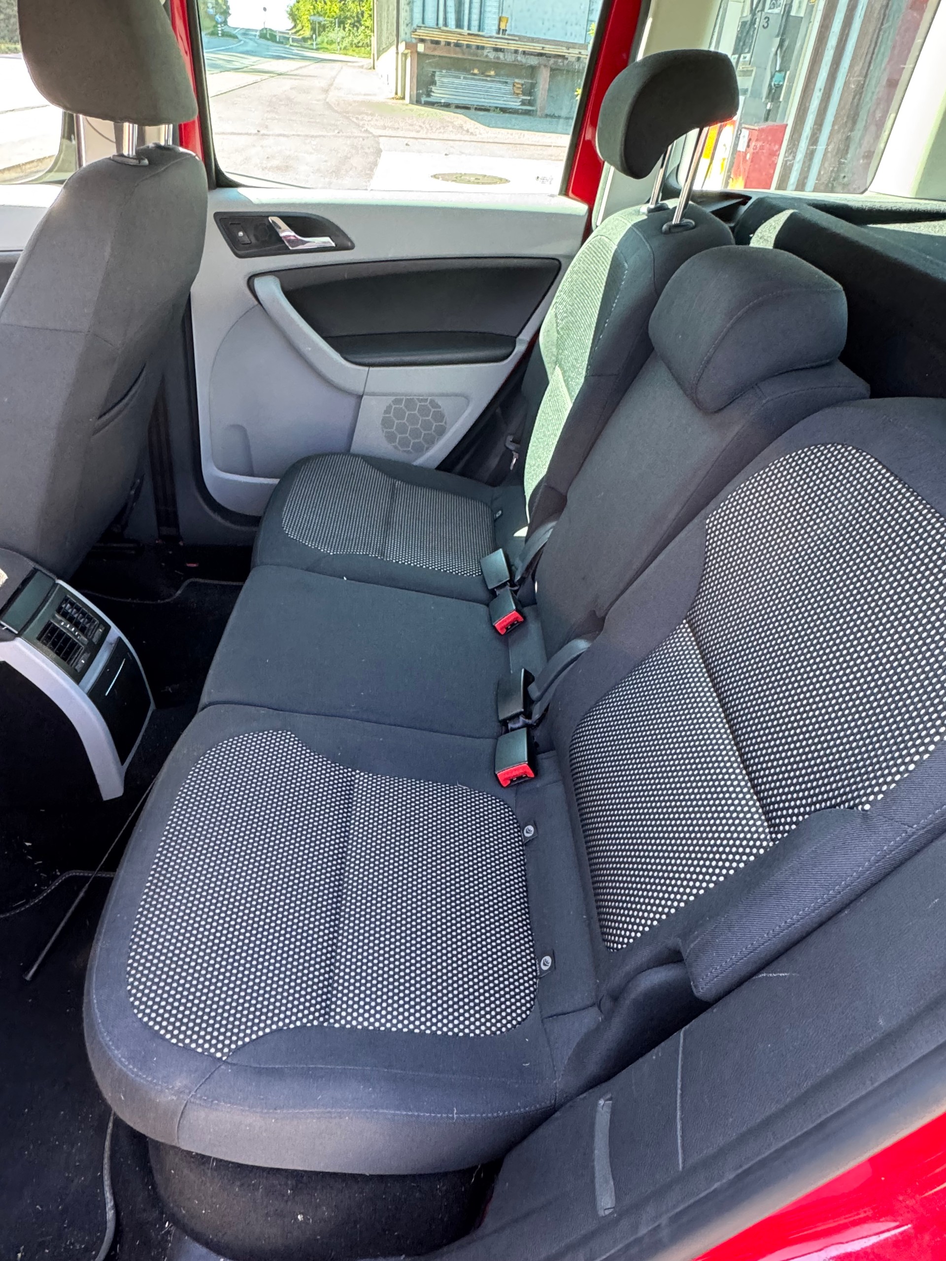 SKODA Yeti 2.0 TDI AllDrive 4x4-image-6