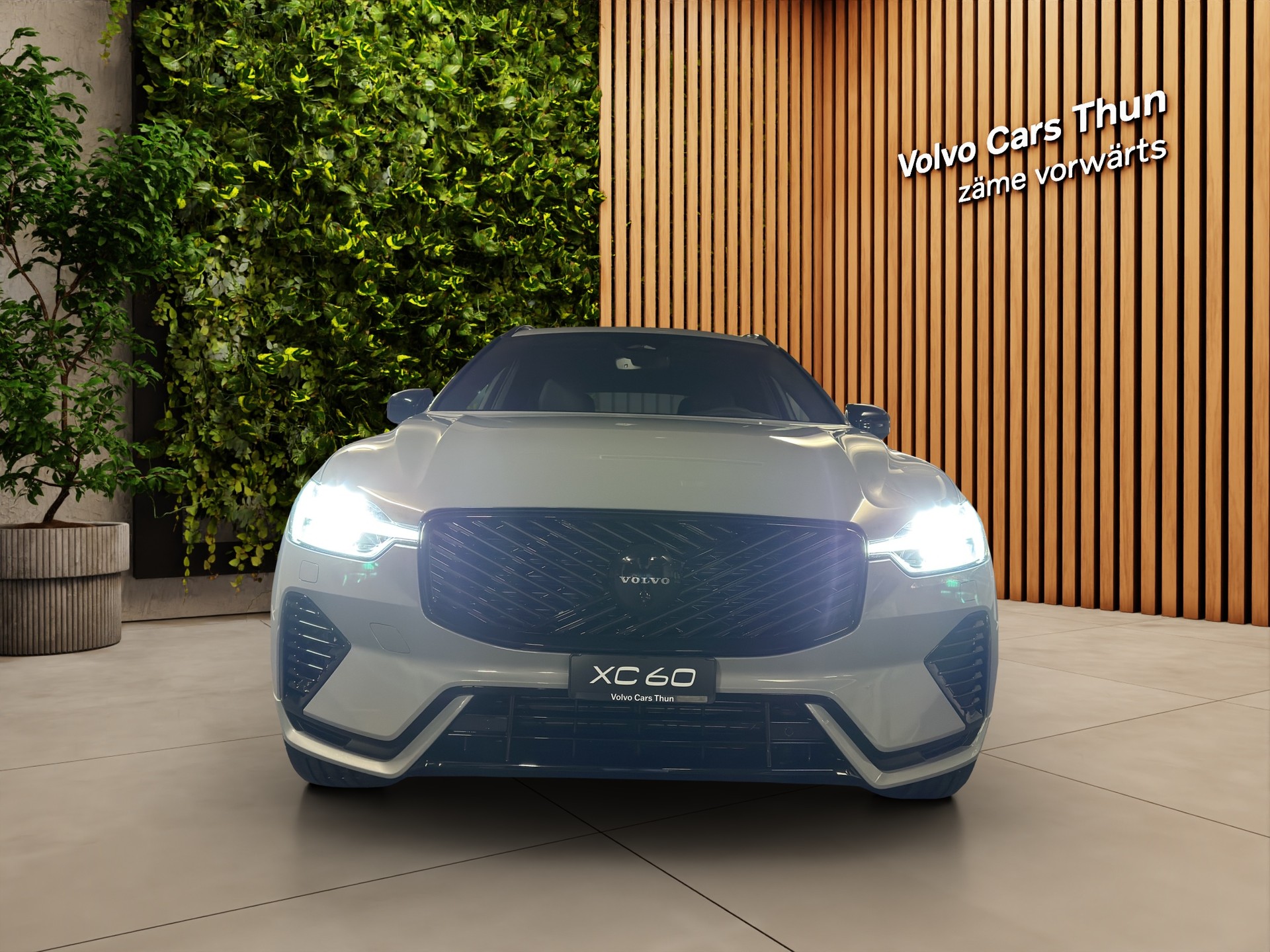 VOLVO XC60 2.0 T8 TE Black Edition eAWD-showroom-element-1