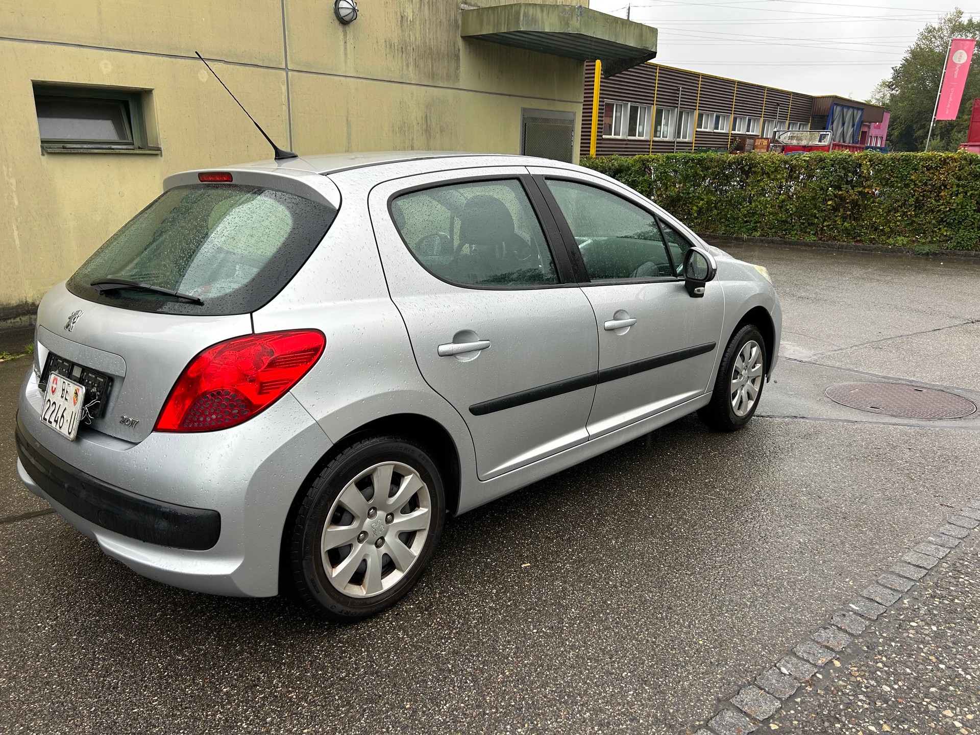 PEUGEOT 207 1.6 16V Black&Silver-image-4