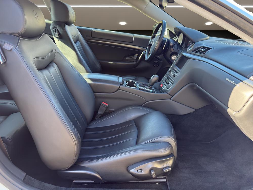 MASERATI GRANTURISMO 4.2 AUTOMAT-image-10