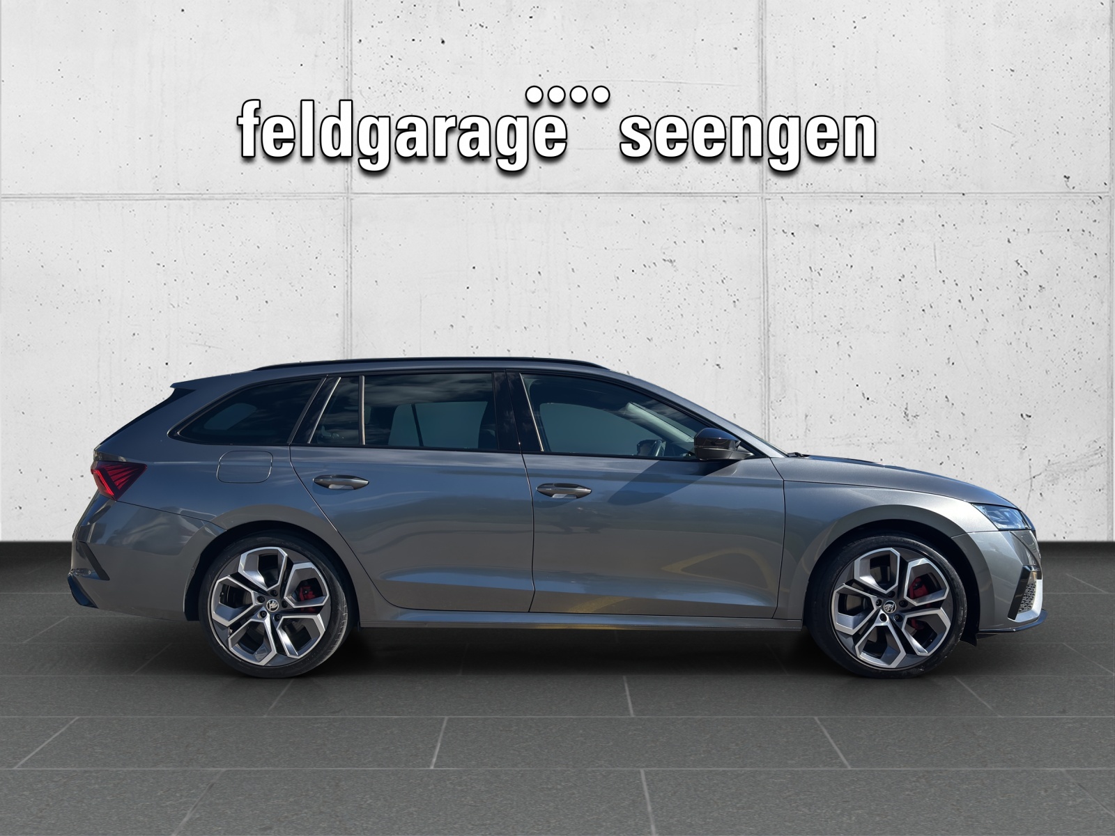 SKODA Octavia Combi 2.0 TSI DSG RS mit AHK & elektr. einstellbarer Fahrer- und Beifahrersitz-image-3
