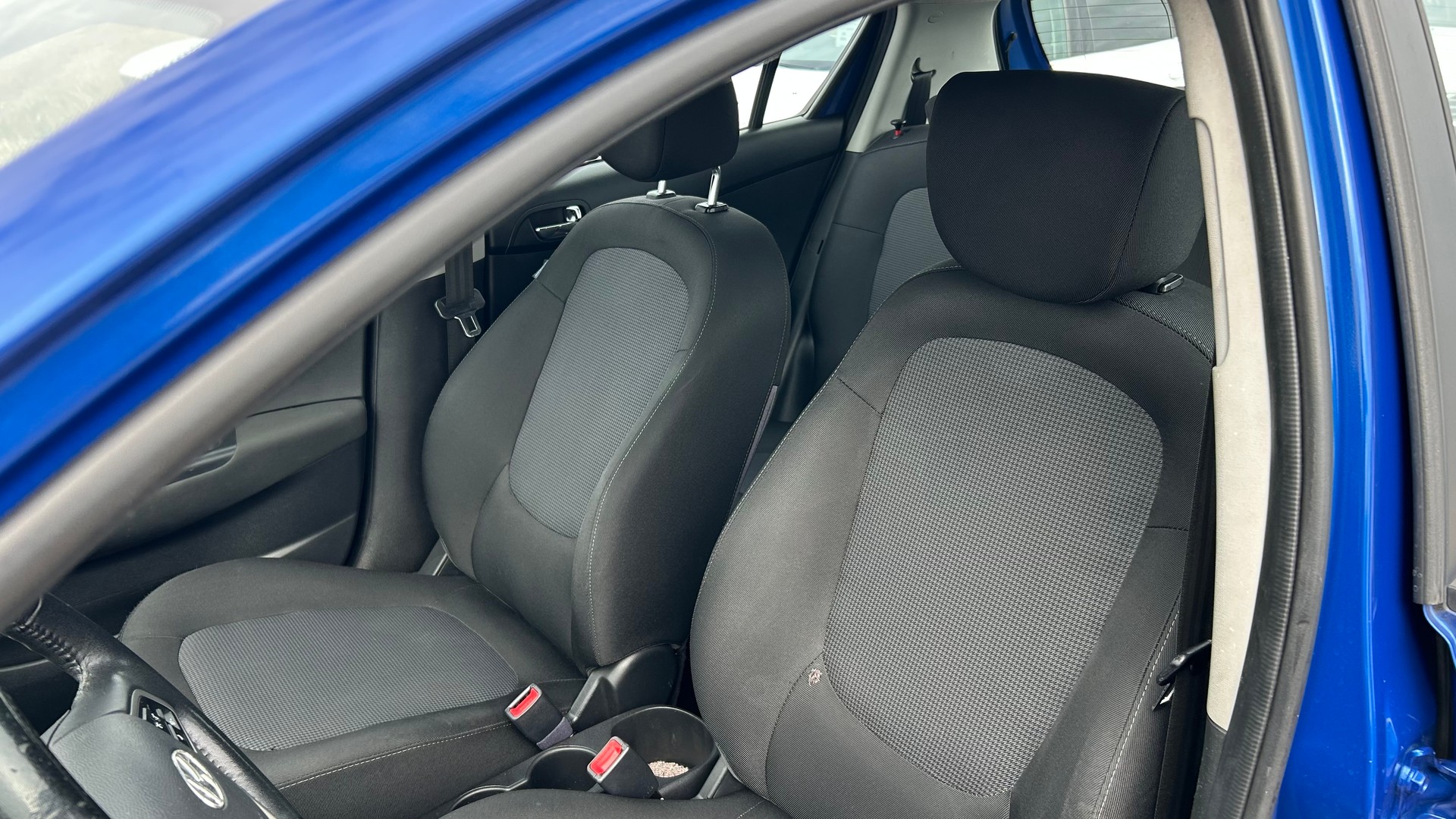 HYUNDAI i20 1.4 Style-image-3