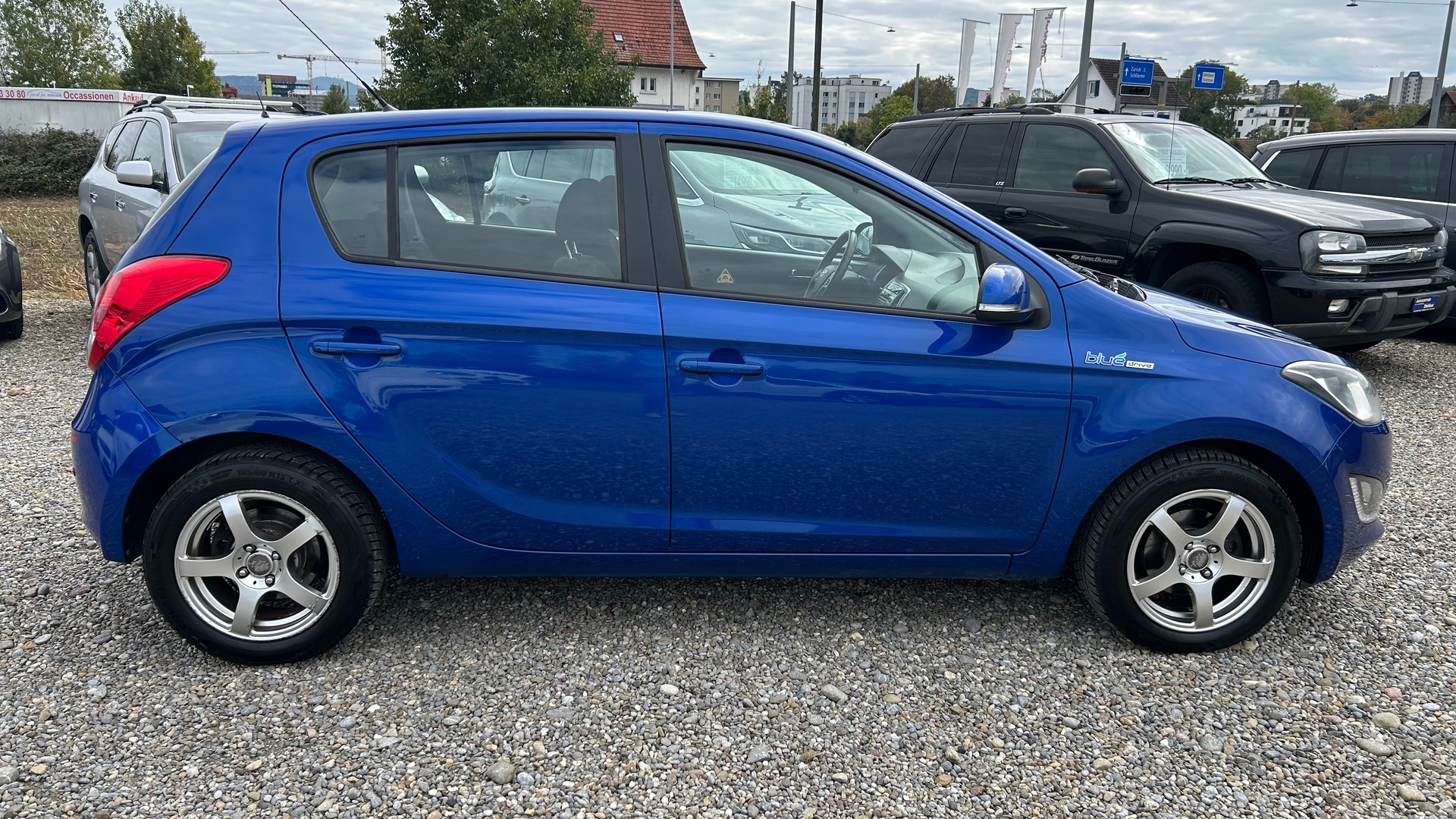 HYUNDAI i20 1.4 Style-image-16