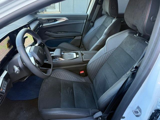 RENAULT Rafale 1.2 E-Tech Plug-in Hybrid 300 4x4 Atelier Alpine-image-6