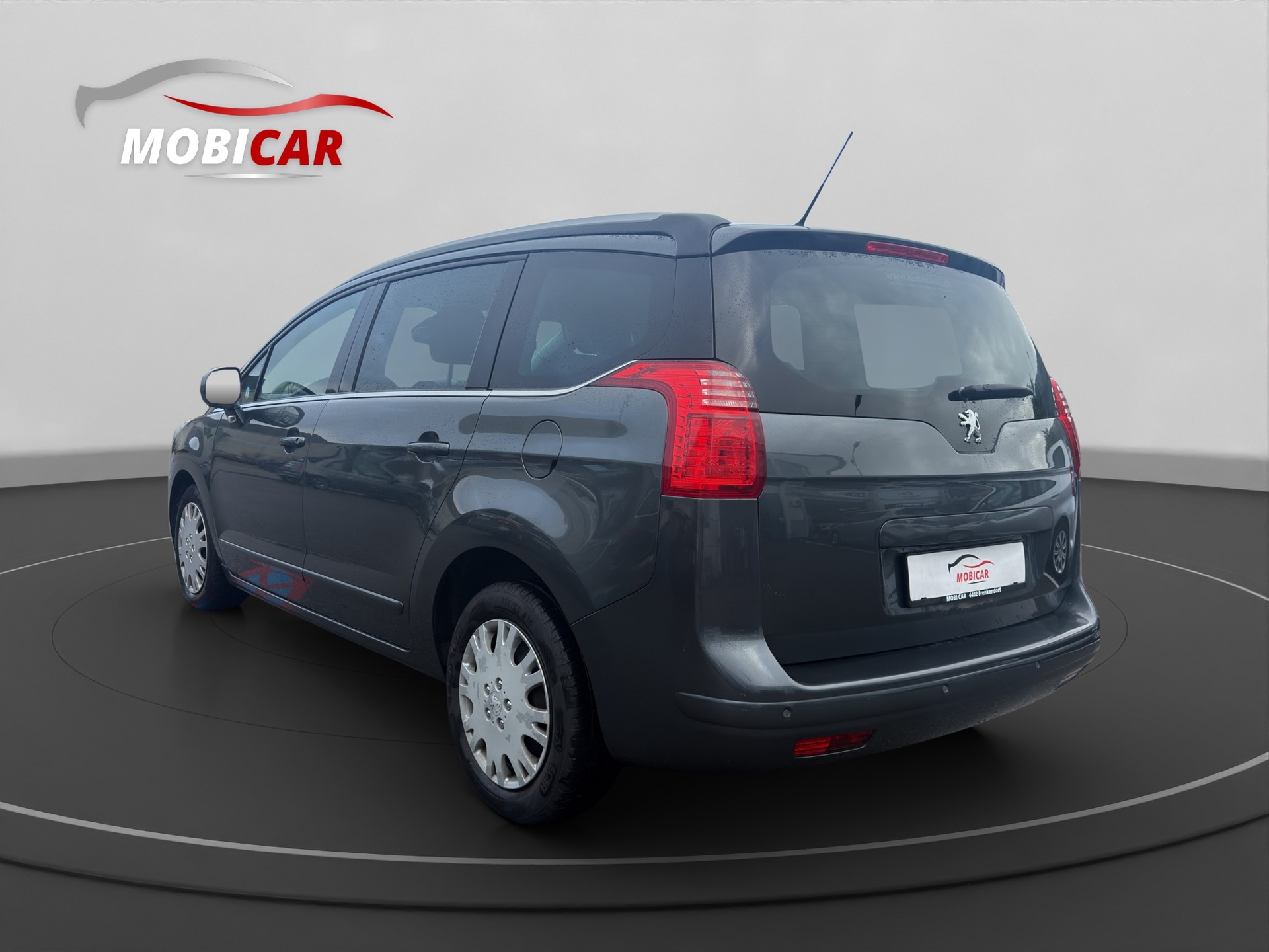 PEUGEOT 5008 1.6 HDI Allure EGS6-image-2