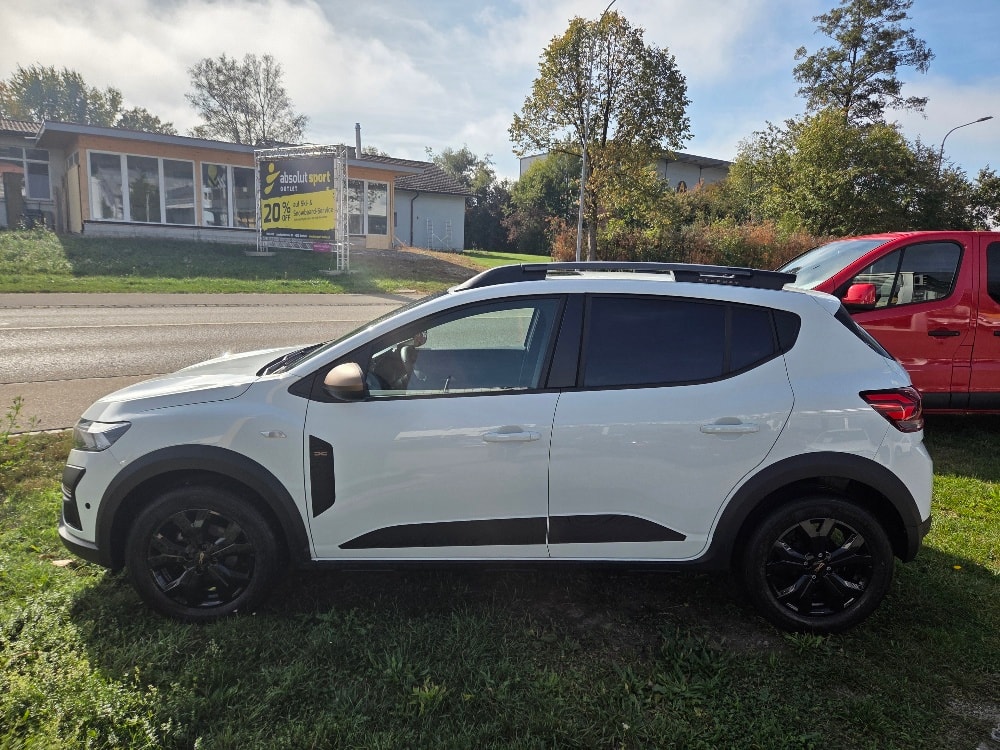 DACIA Sandero Stepway TCe 90 Extreme CVT-image-3