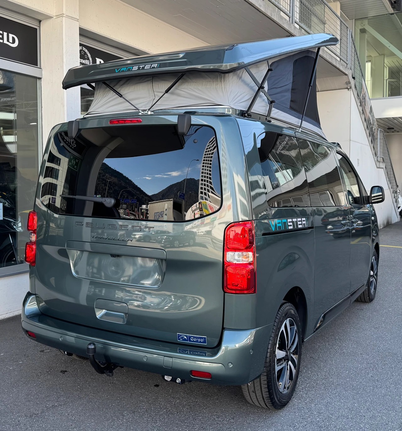 PÖSSL Peugeot Vanster 2.0 Blue HDI 180 EAT8-image-6