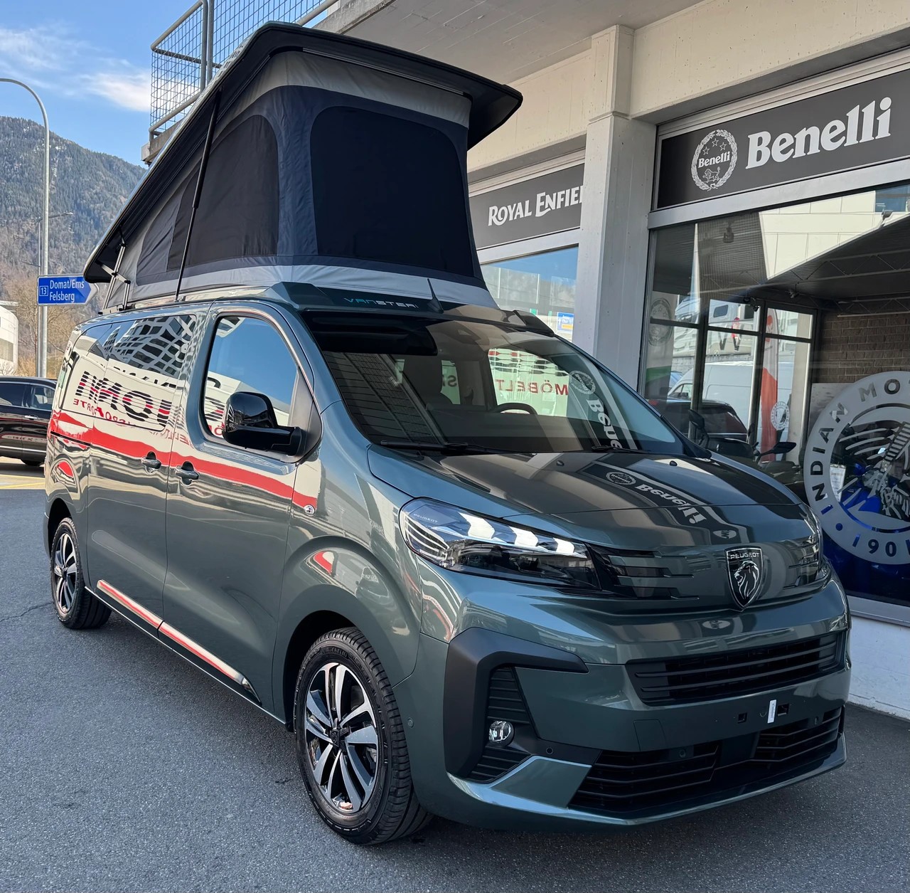 PÖSSL Peugeot Vanster 2.0 Blue HDI 180 EAT8-image-0