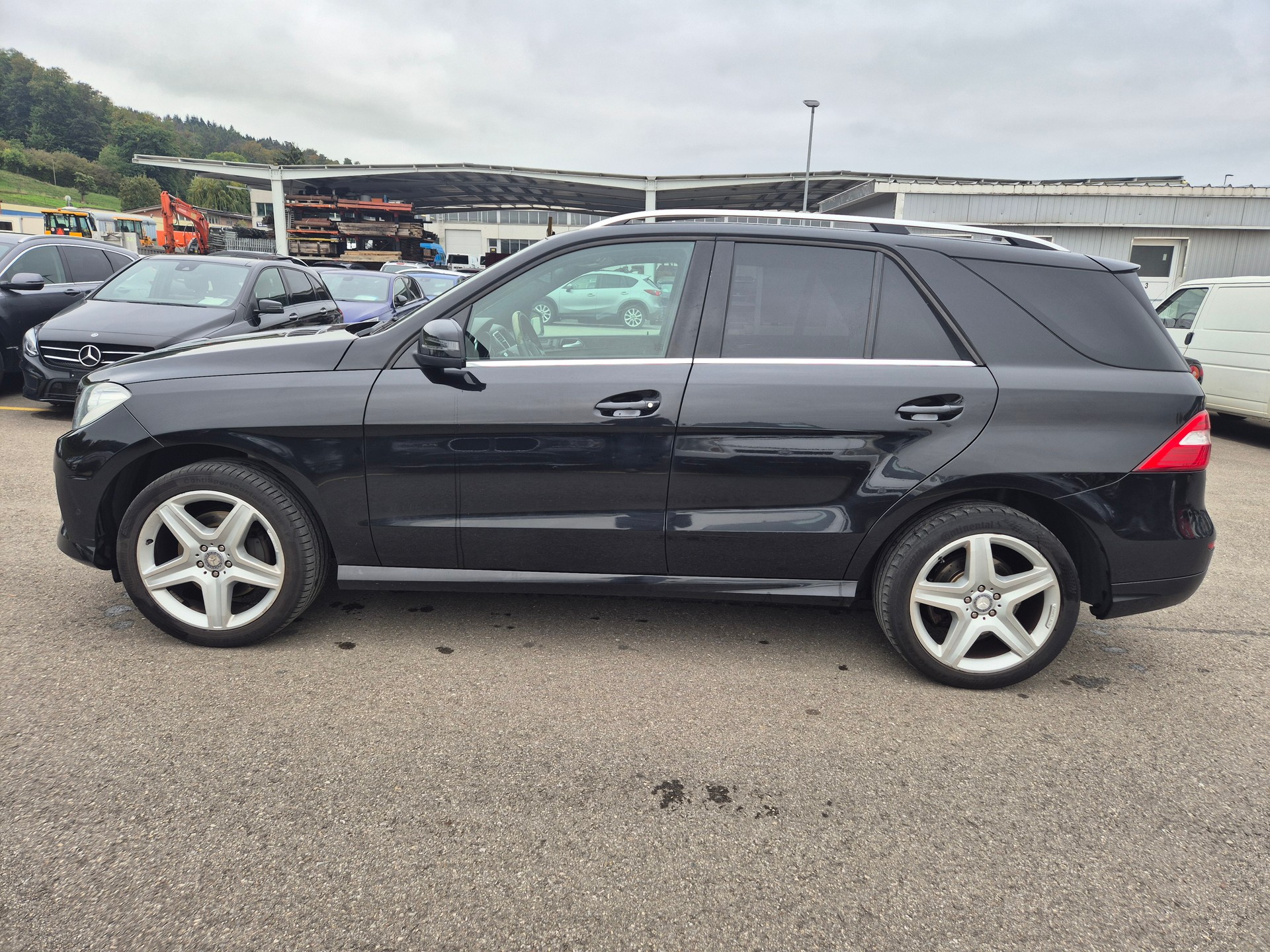 MERCEDES-BENZ ML 250 BlueTEC Edition 4Matic 7G-Tronic-image-2