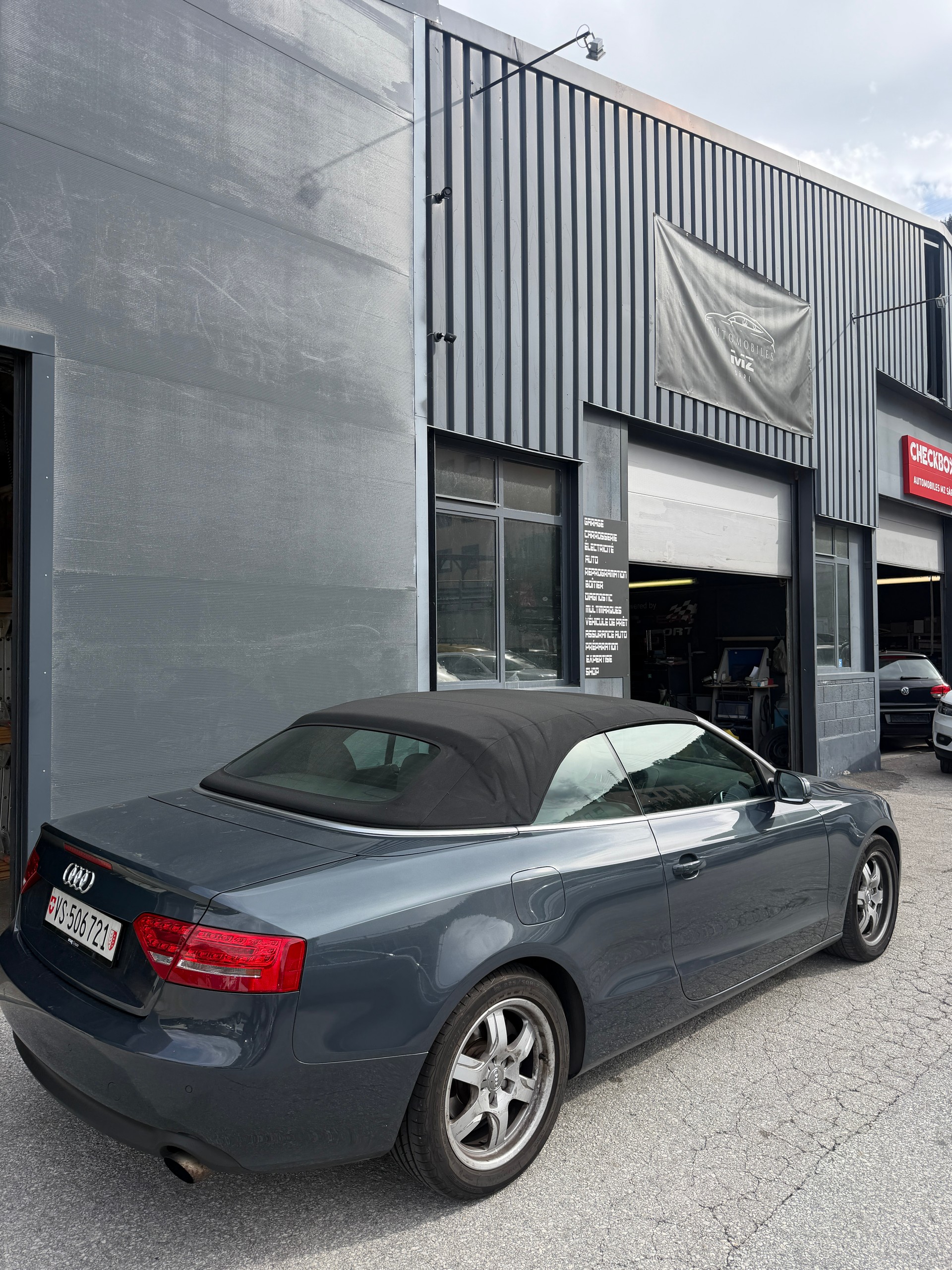 AUDI A5 Cabriolet 2.0 TFSI multitronic-image-10