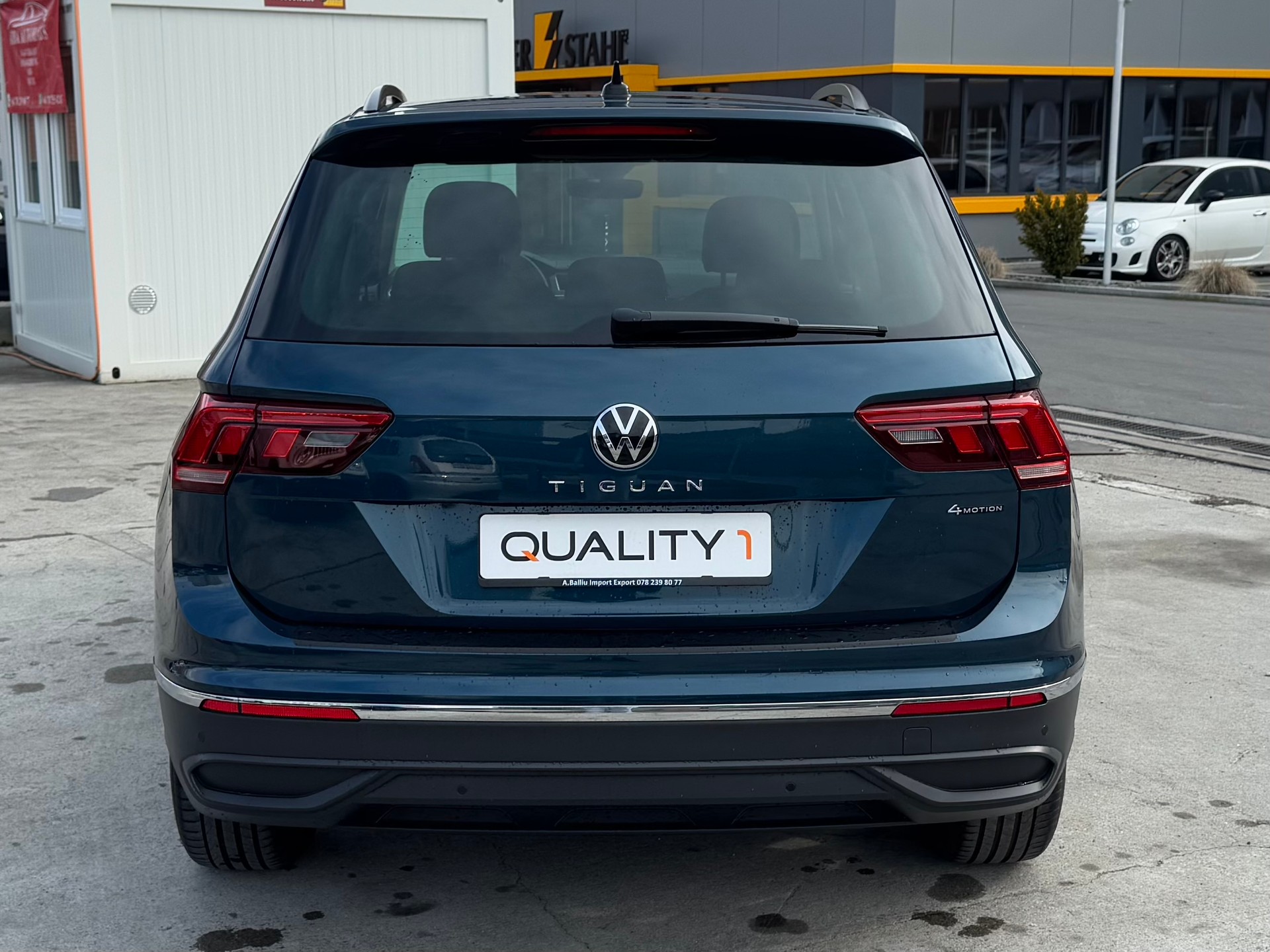 VW TIGUAN 2.0TDI LIFE 4 MOTION DSG-image-4