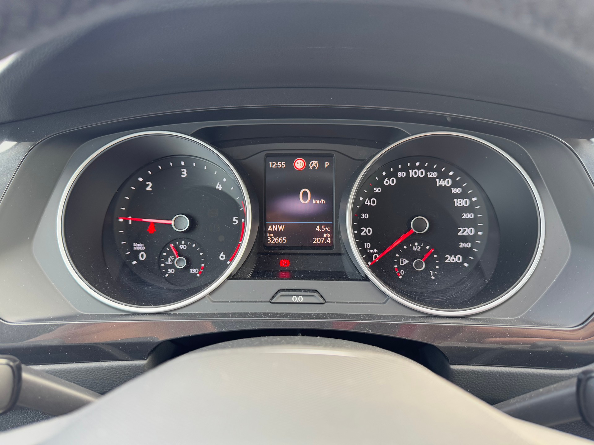 VW TIGUAN 2.0TDI LIFE 4 MOTION DSG-image-13