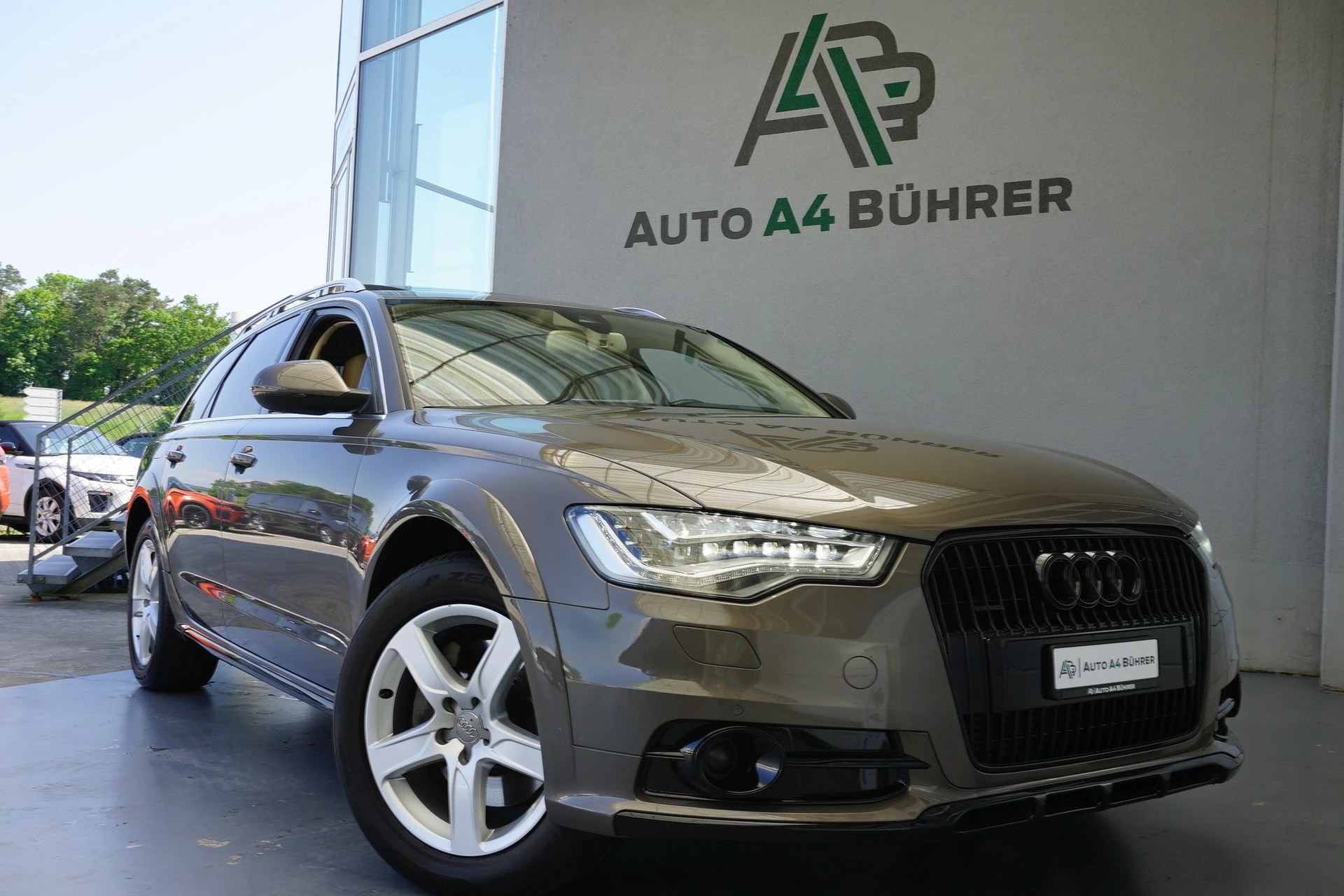 AUDI A6 Allroad Avant 3.0 TDI quattro 204PS sehr gepflegt!!-showroom-element-2